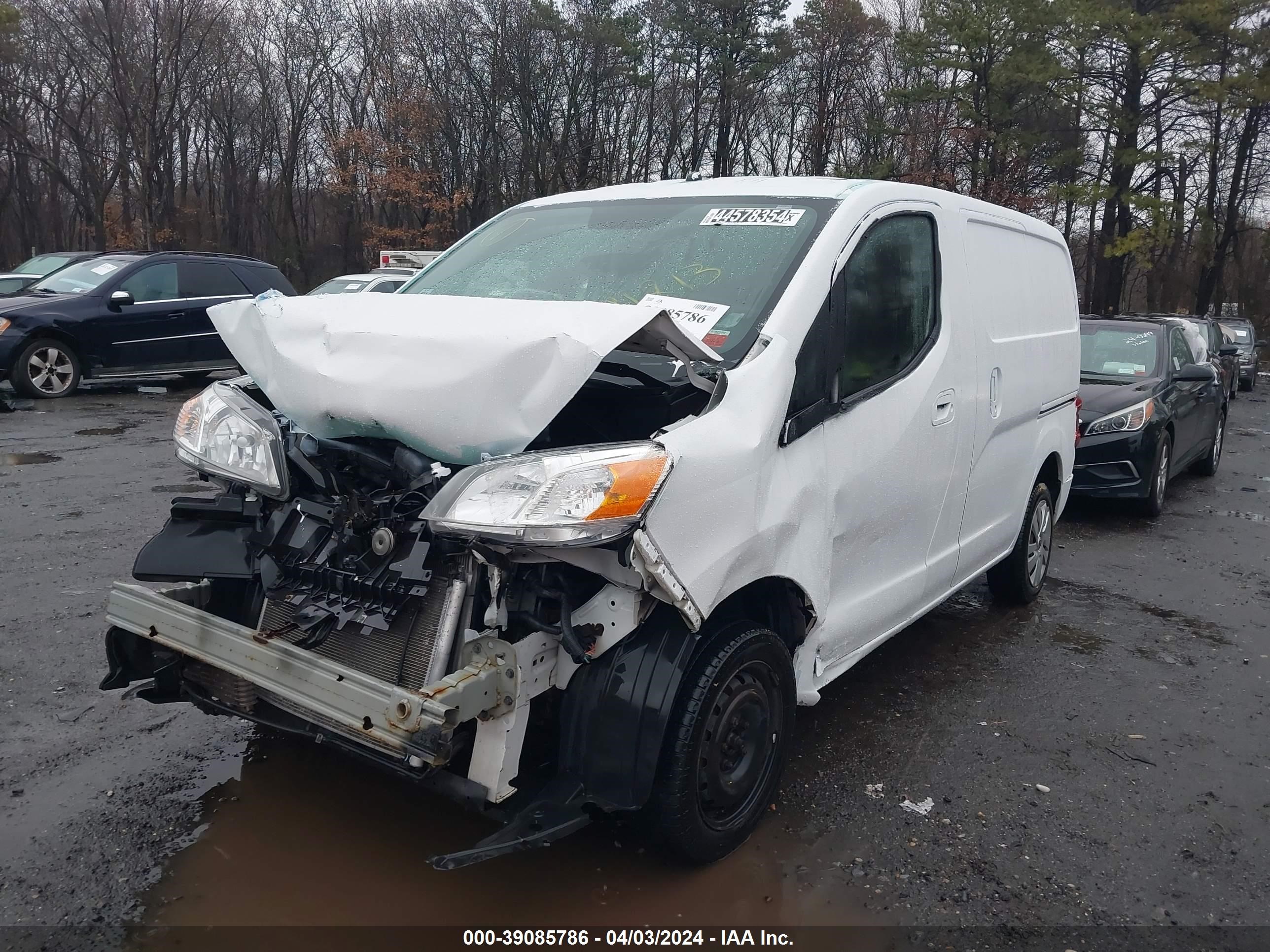 Photo 5 VIN: 3N6CM0KN6JK691813 - NISSAN NV200 