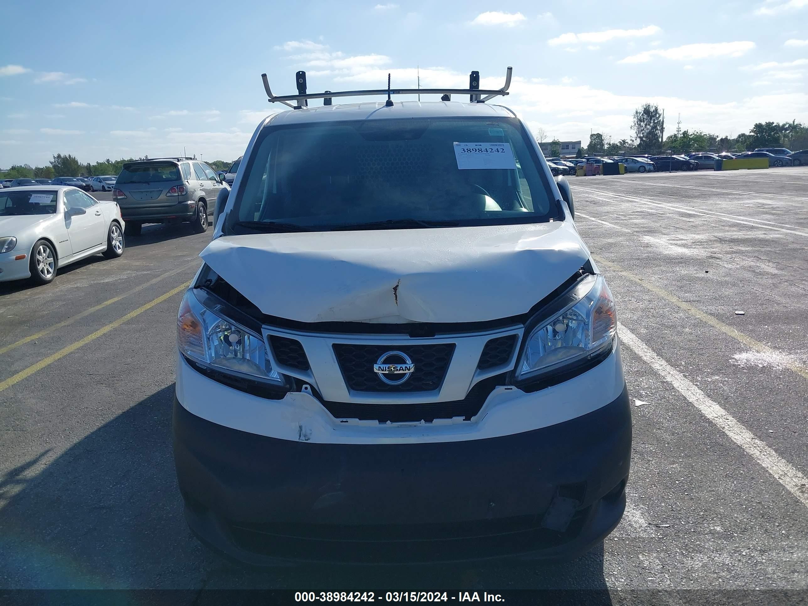 Photo 5 VIN: 3N6CM0KN6JK692332 - NISSAN NV200 