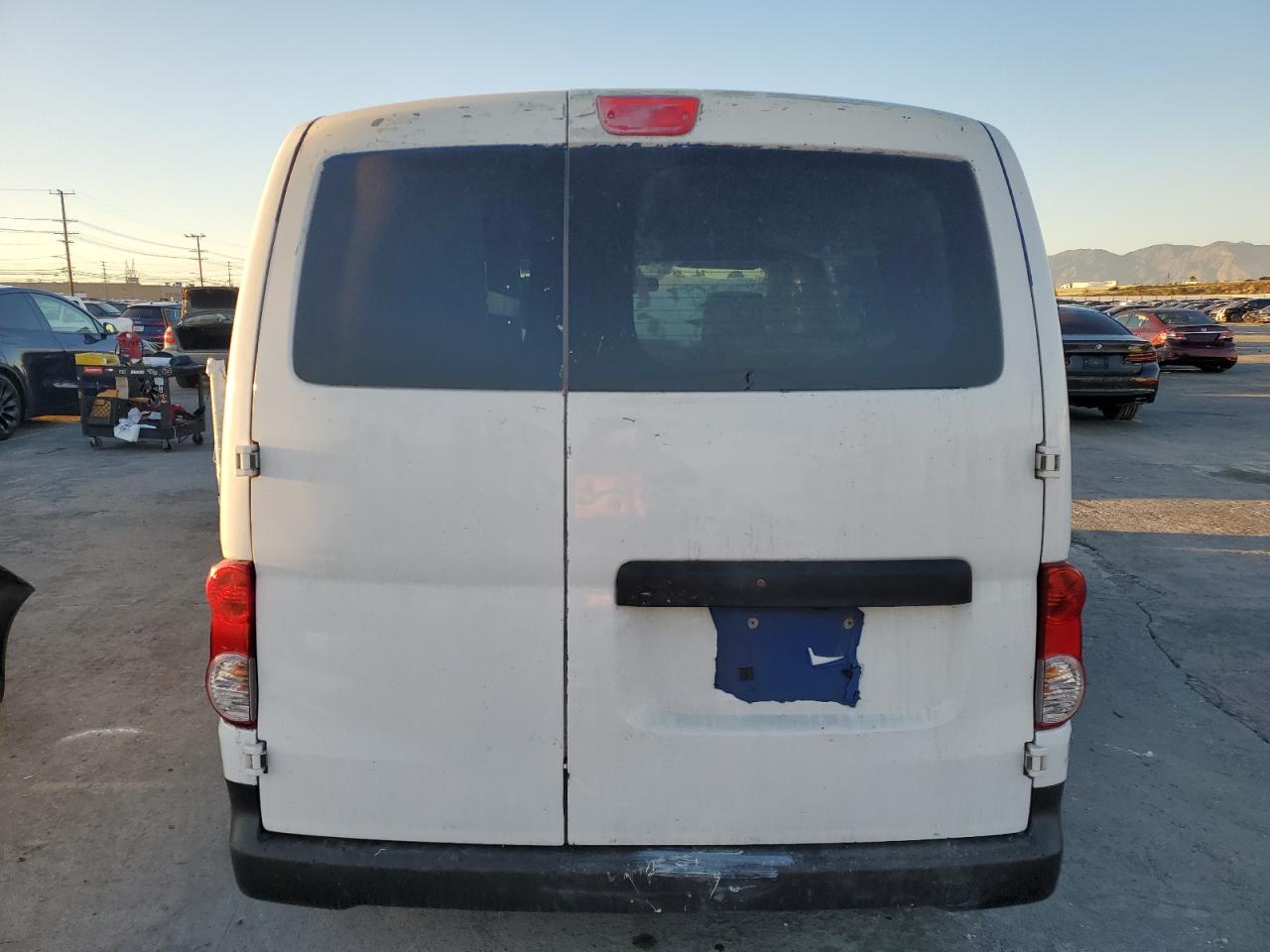 Photo 5 VIN: 3N6CM0KN6KK692879 - NISSAN NV 