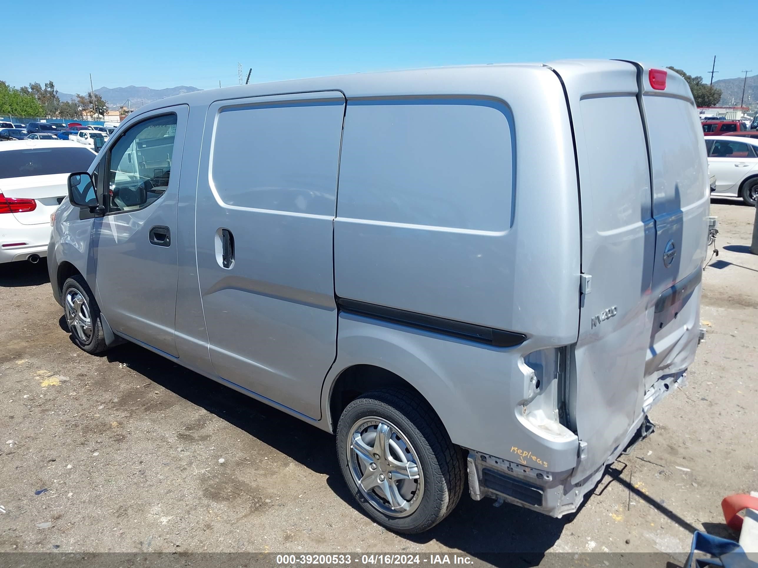 Photo 2 VIN: 3N6CM0KN6KK696169 - NISSAN NV200 