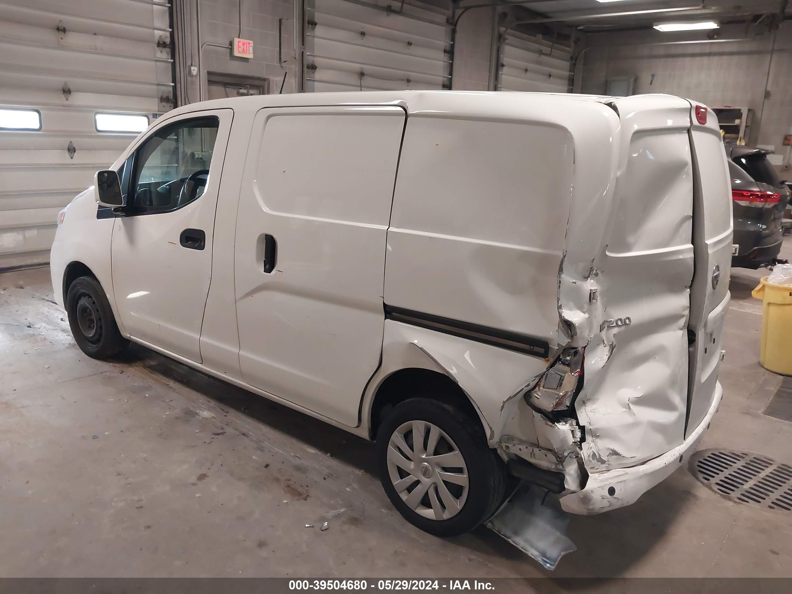 Photo 2 VIN: 3N6CM0KN6KK698570 - NISSAN NV200 