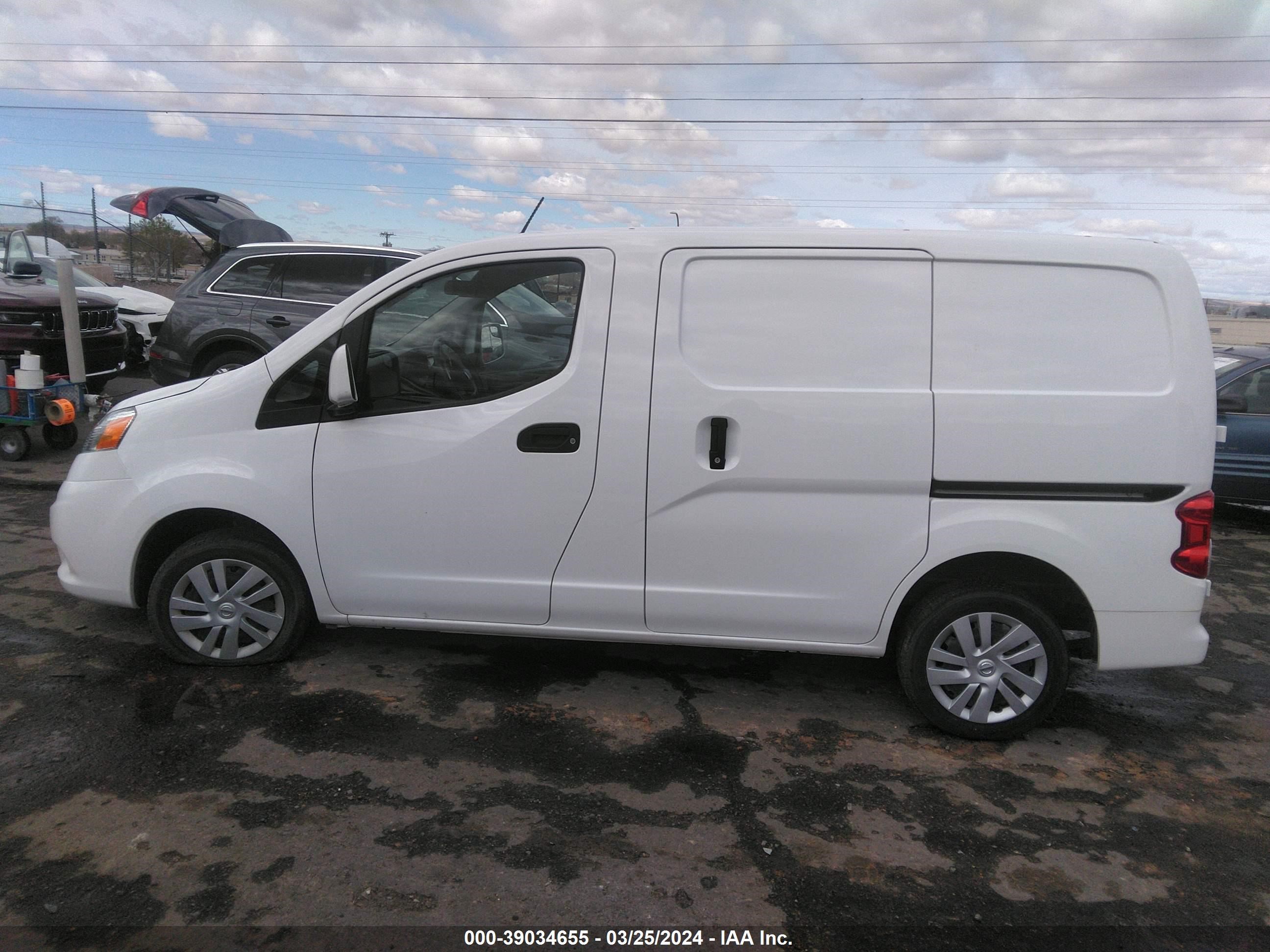 Photo 12 VIN: 3N6CM0KN6KK700401 - NISSAN NV200 