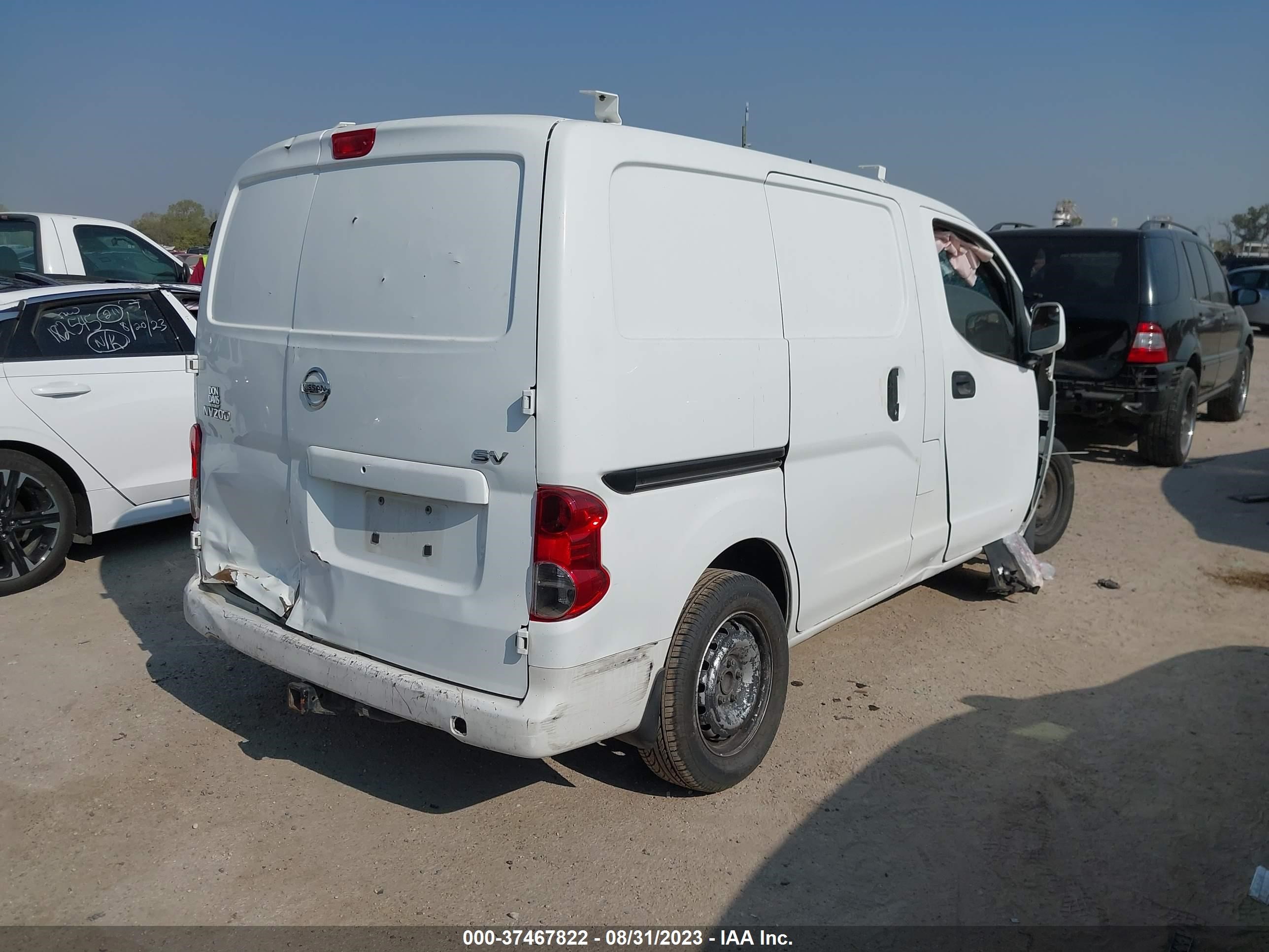 Photo 3 VIN: 3N6CM0KN7FK720078 - NISSAN NV200 