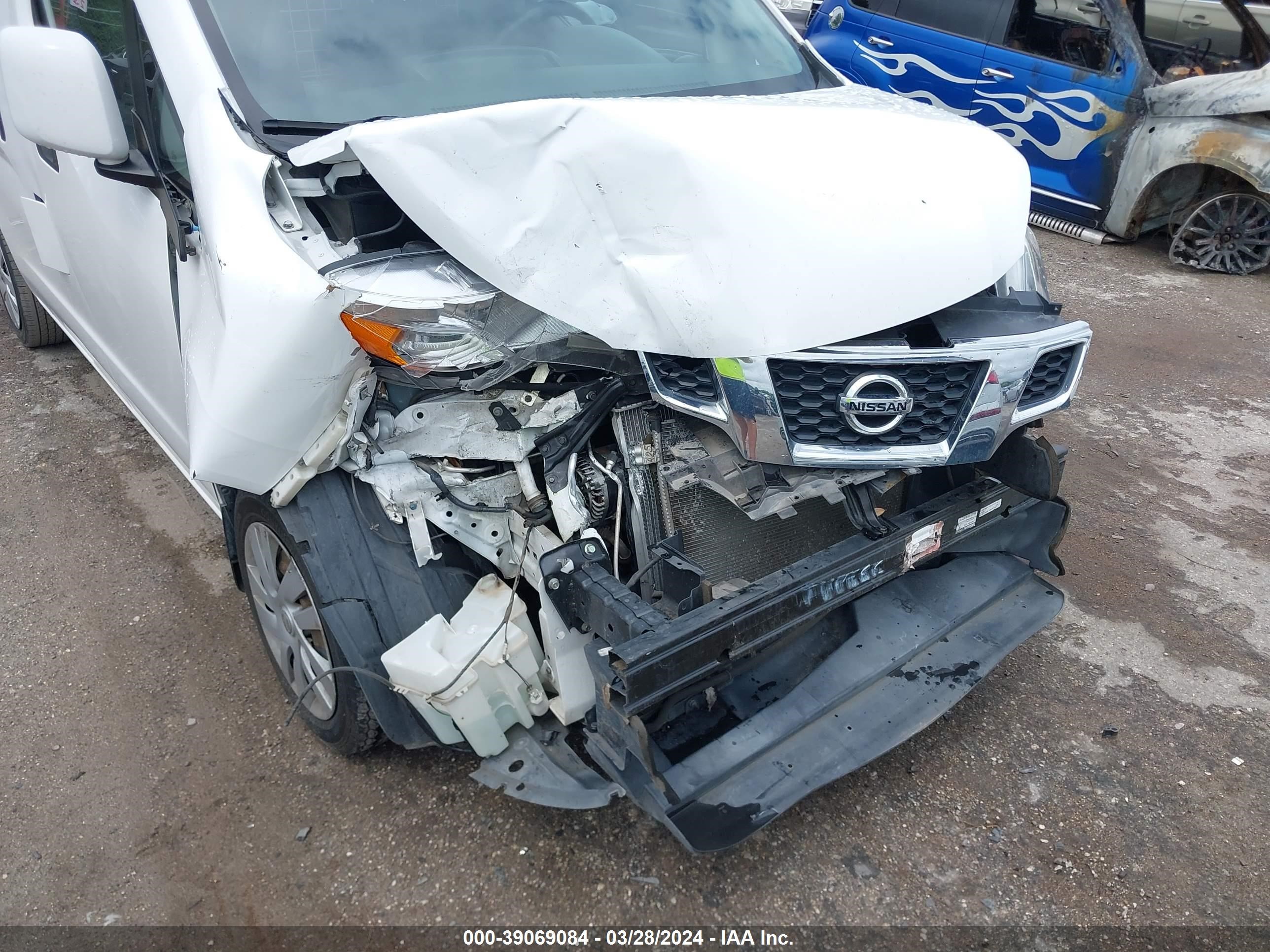 Photo 5 VIN: 3N6CM0KN7JK695594 - NISSAN NV200 