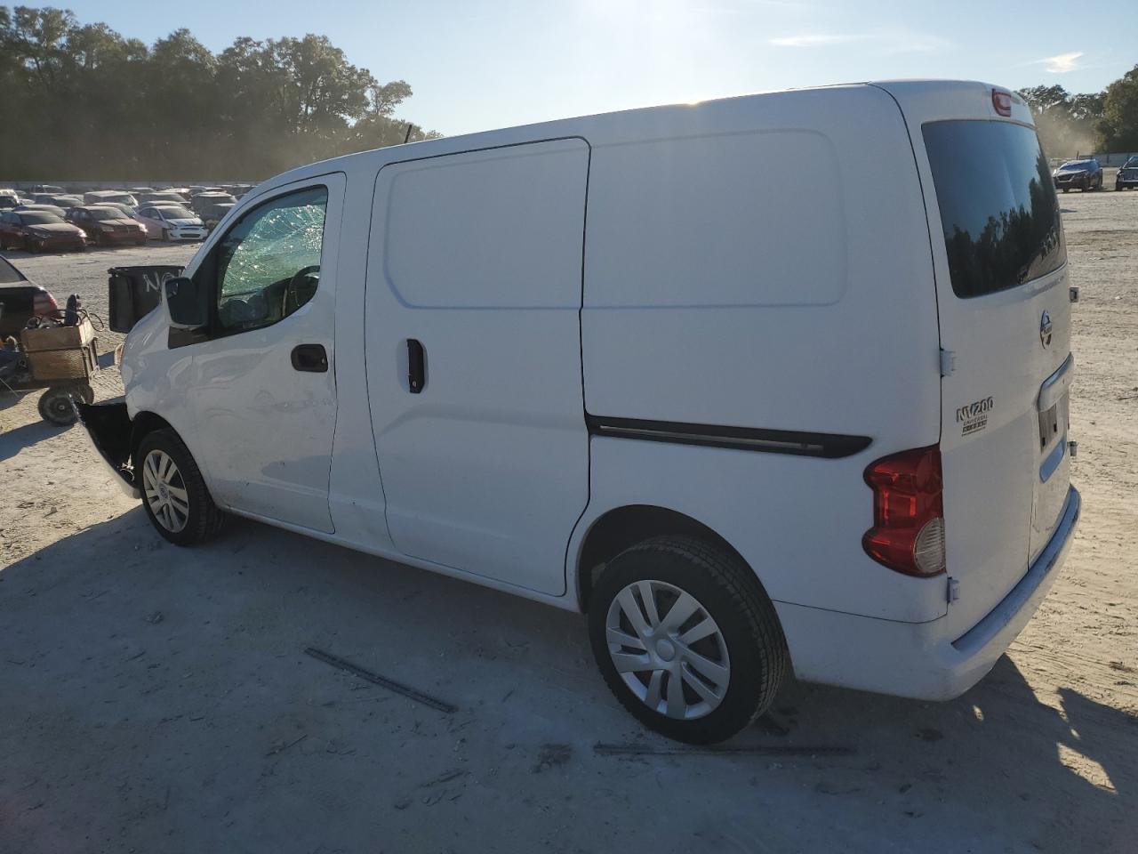 Photo 1 VIN: 3N6CM0KN7JK696812 - NISSAN NV 