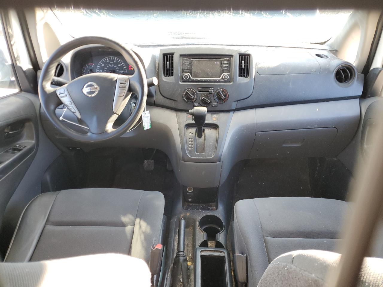 Photo 7 VIN: 3N6CM0KN7JK696812 - NISSAN NV 