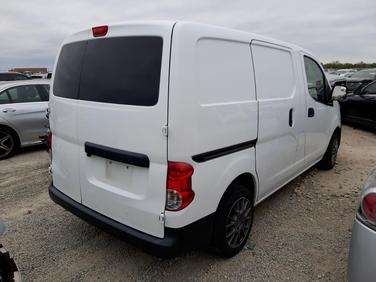 Photo 2 VIN: 3N6CM0KN8GK696178 - NISSAN NV 