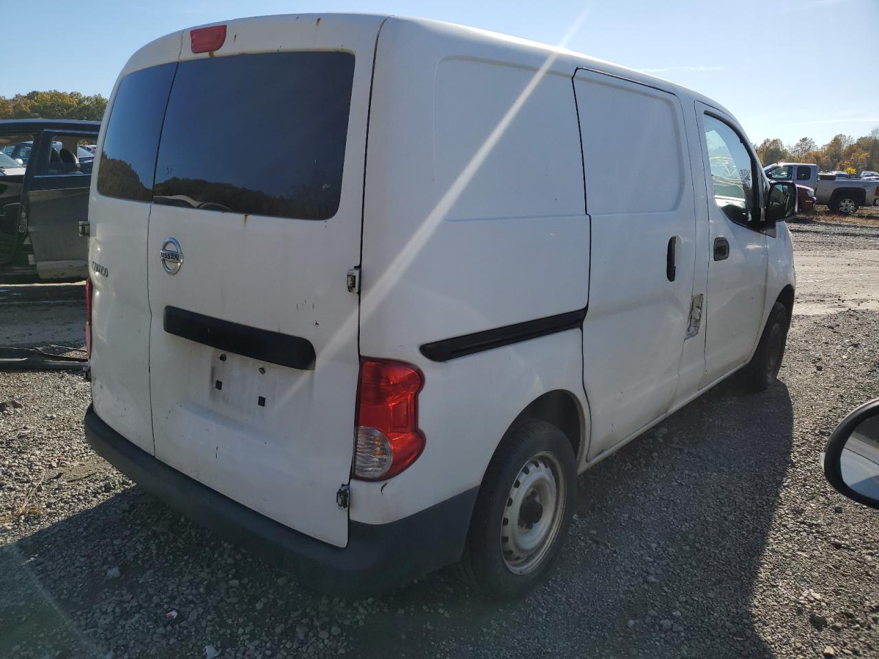 Photo 2 VIN: 3N6CM0KN8HK708721 - NISSAN NV 