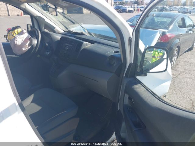 Photo 4 VIN: 3N6CM0KN8HK715653 - NISSAN NV200 