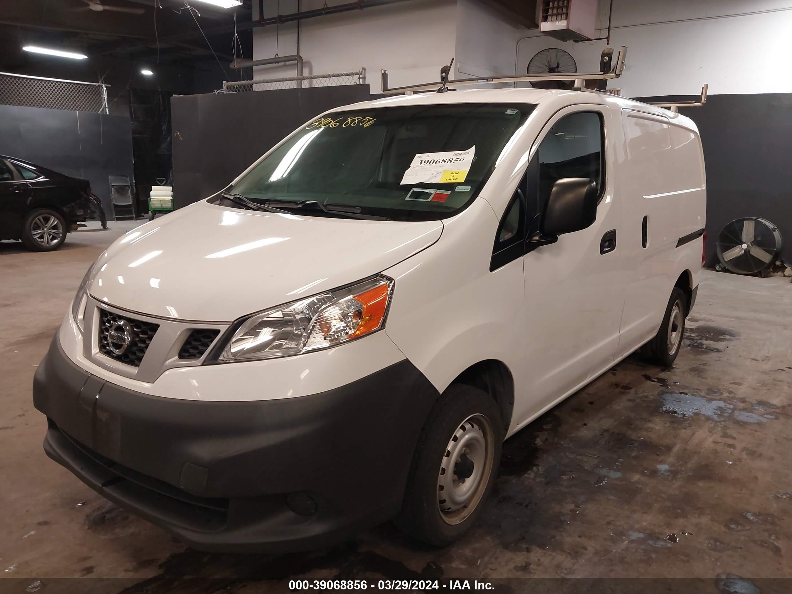 Photo 1 VIN: 3N6CM0KN8JK701340 - NISSAN NV200 