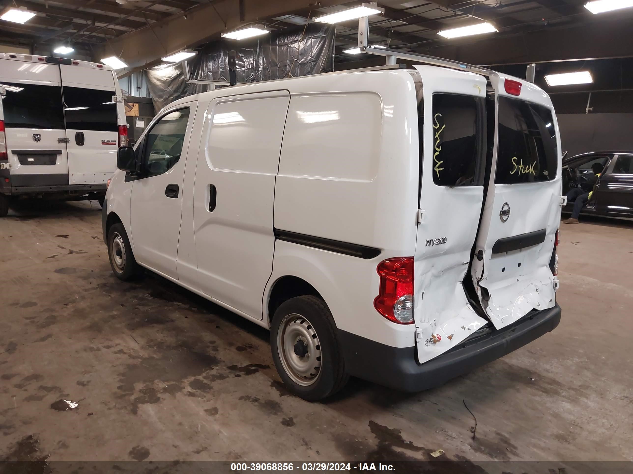 Photo 2 VIN: 3N6CM0KN8JK701340 - NISSAN NV200 