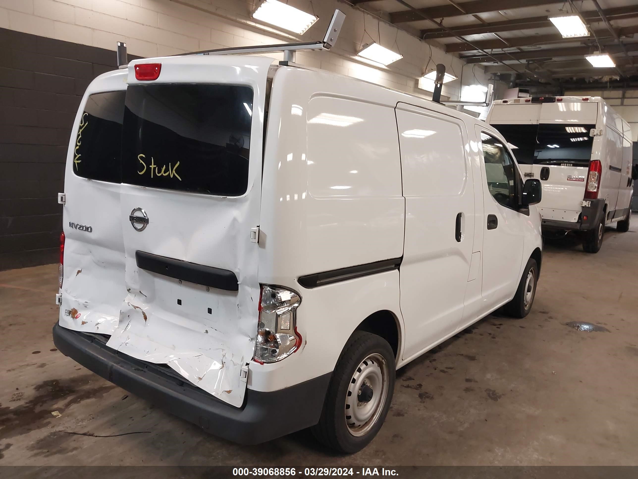 Photo 3 VIN: 3N6CM0KN8JK701340 - NISSAN NV200 