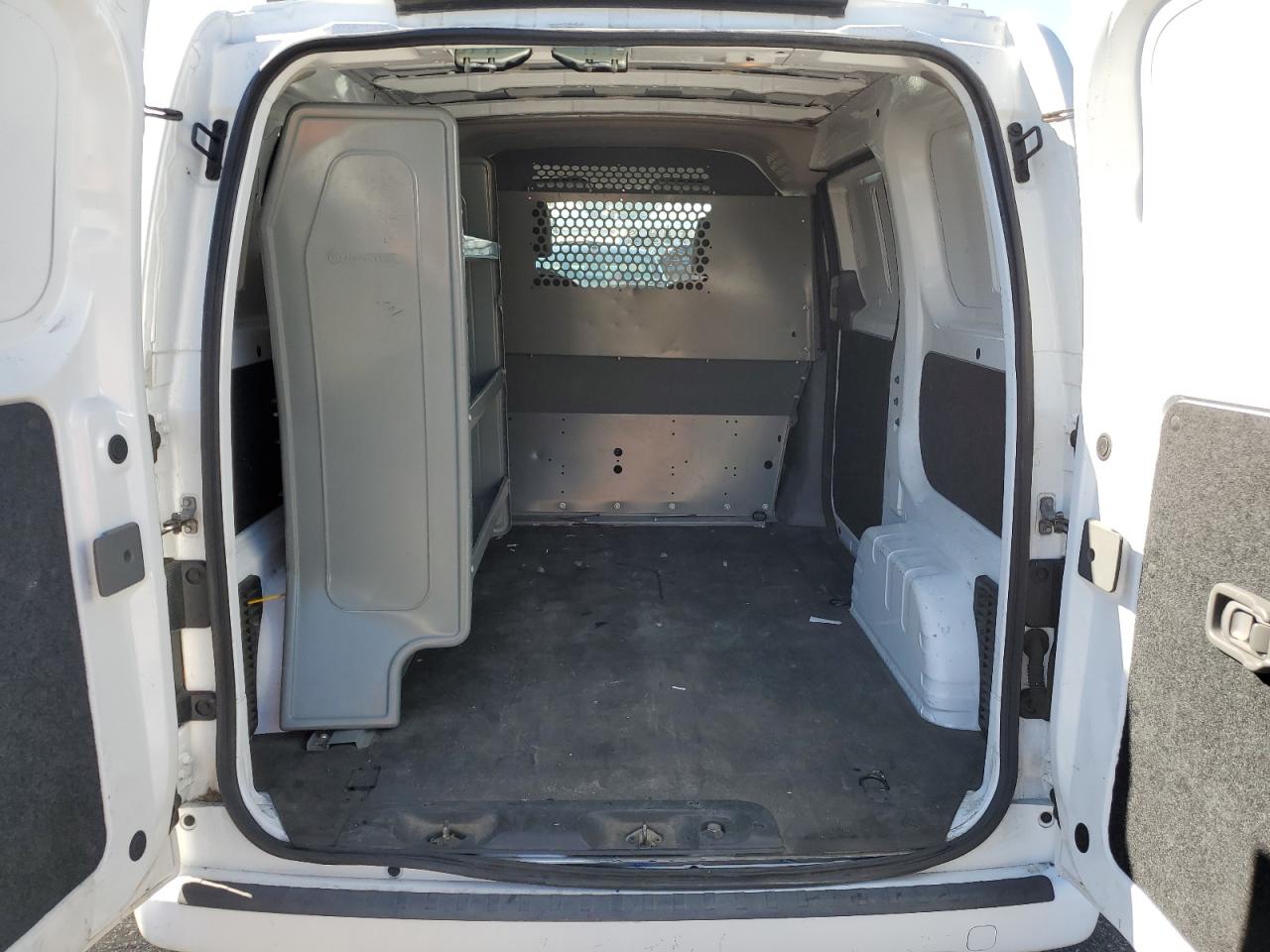 Photo 9 VIN: 3N6CM0KN8KK697405 - NISSAN NV 