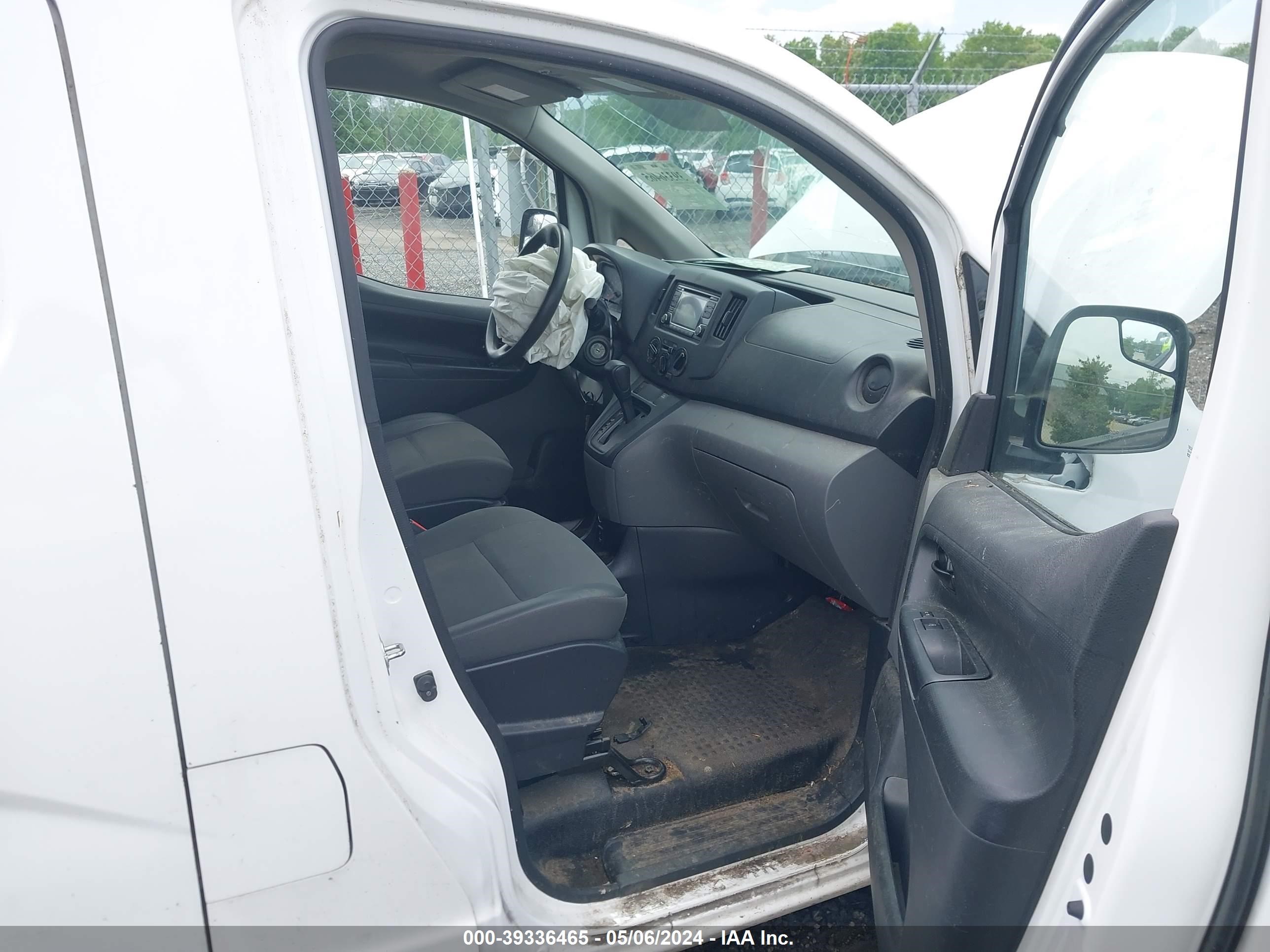 Photo 4 VIN: 3N6CM0KN8KK705857 - NISSAN NV200 