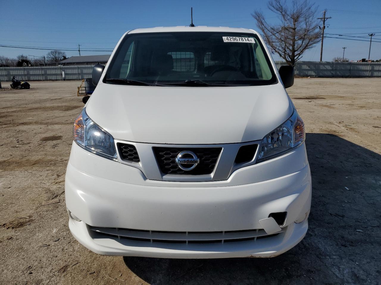 Photo 4 VIN: 3N6CM0KN8LK695512 - NISSAN NV 