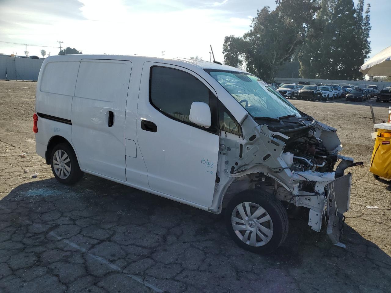 Photo 3 VIN: 3N6CM0KN8LK699057 - NISSAN NV 