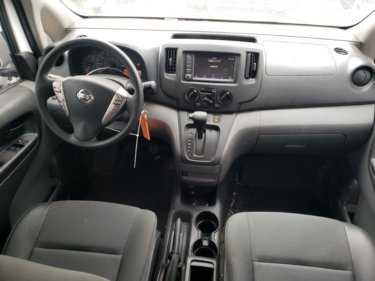 Photo 7 VIN: 3N6CM0KN8LK699317 - NISSAN NV 