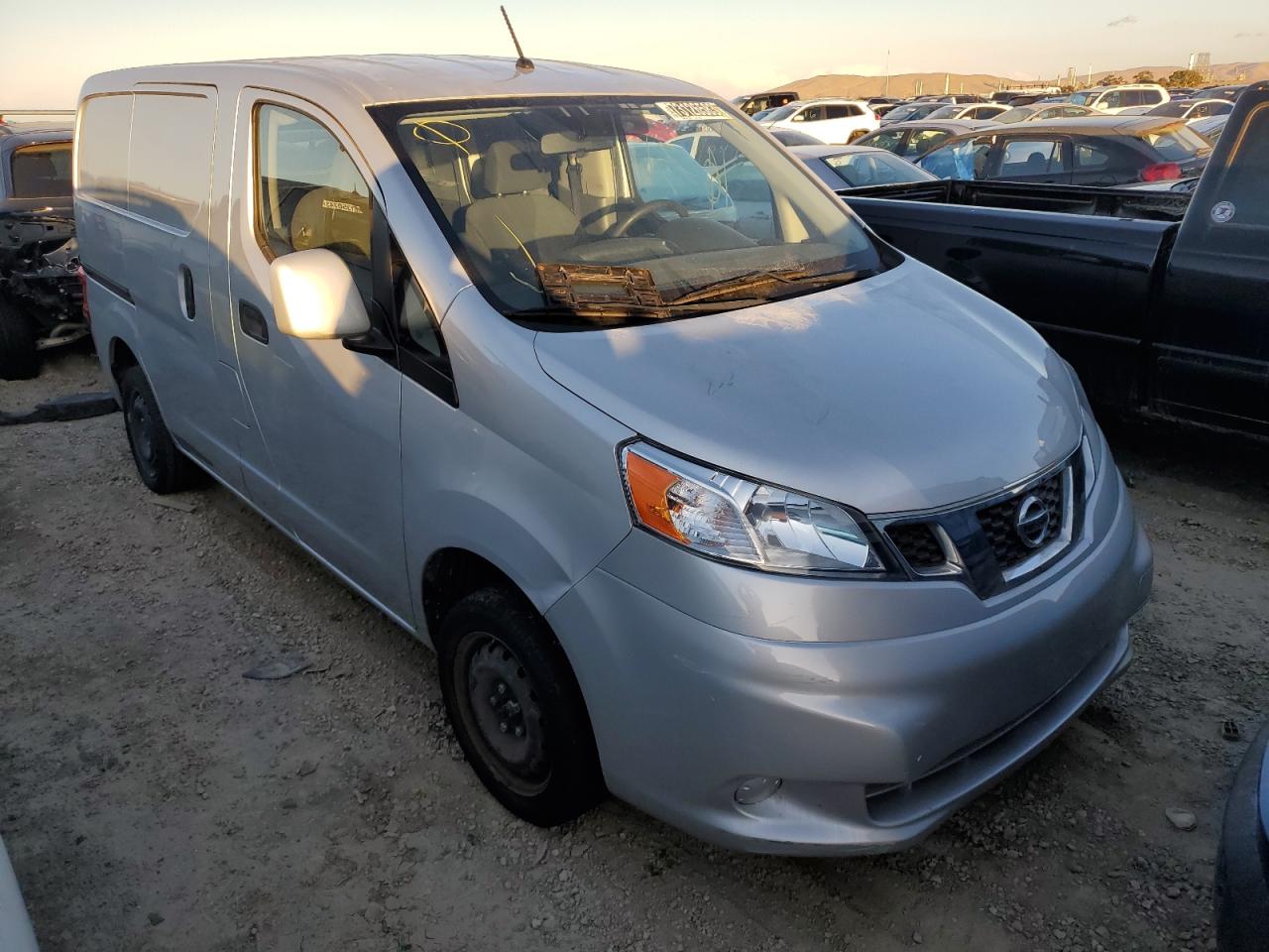 Photo 3 VIN: 3N6CM0KN9EK700283 - NISSAN NV 