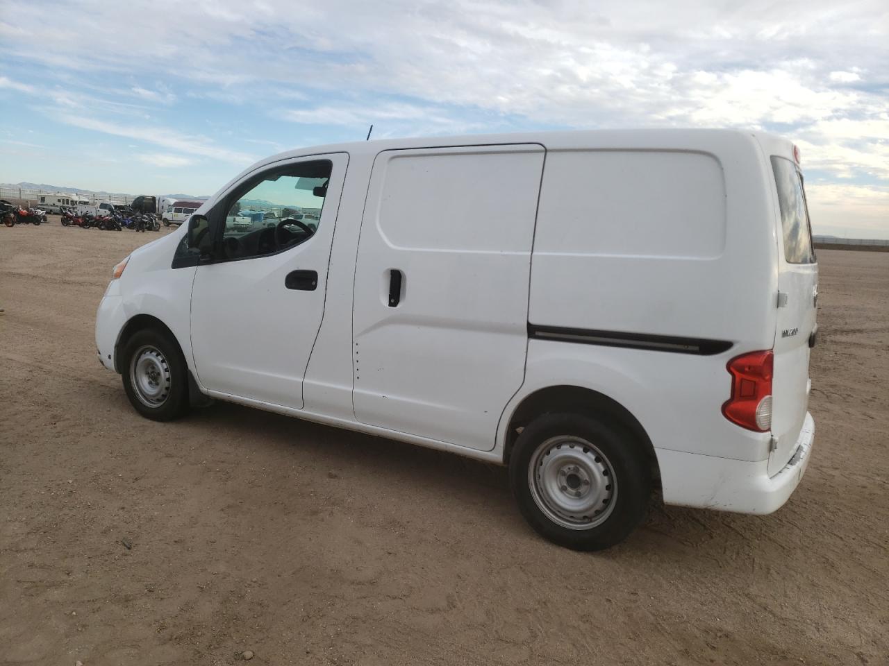 Photo 1 VIN: 3N6CM0KN9FK690582 - NISSAN NV 