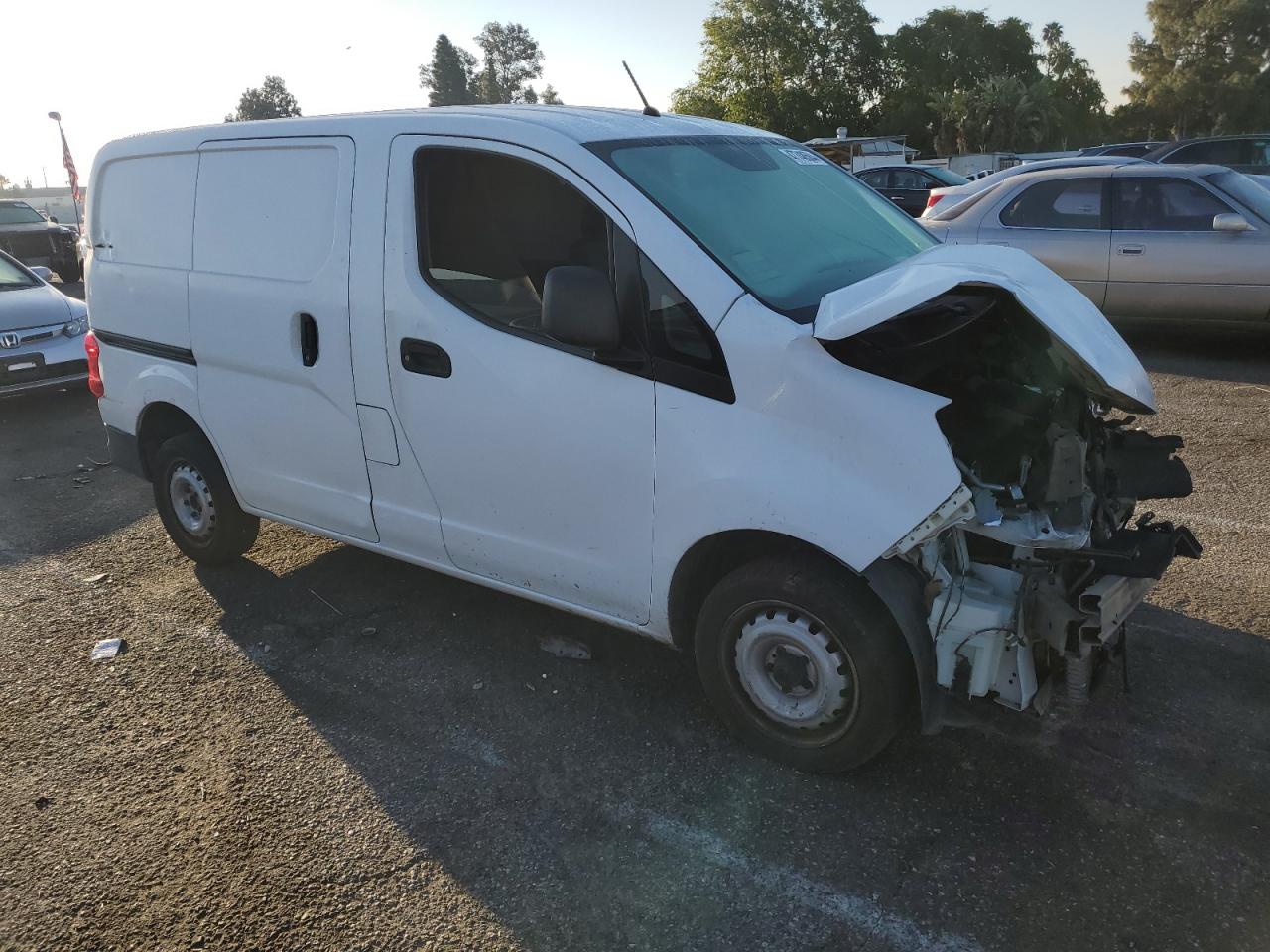 Photo 3 VIN: 3N6CM0KN9FK701533 - NISSAN NV200 