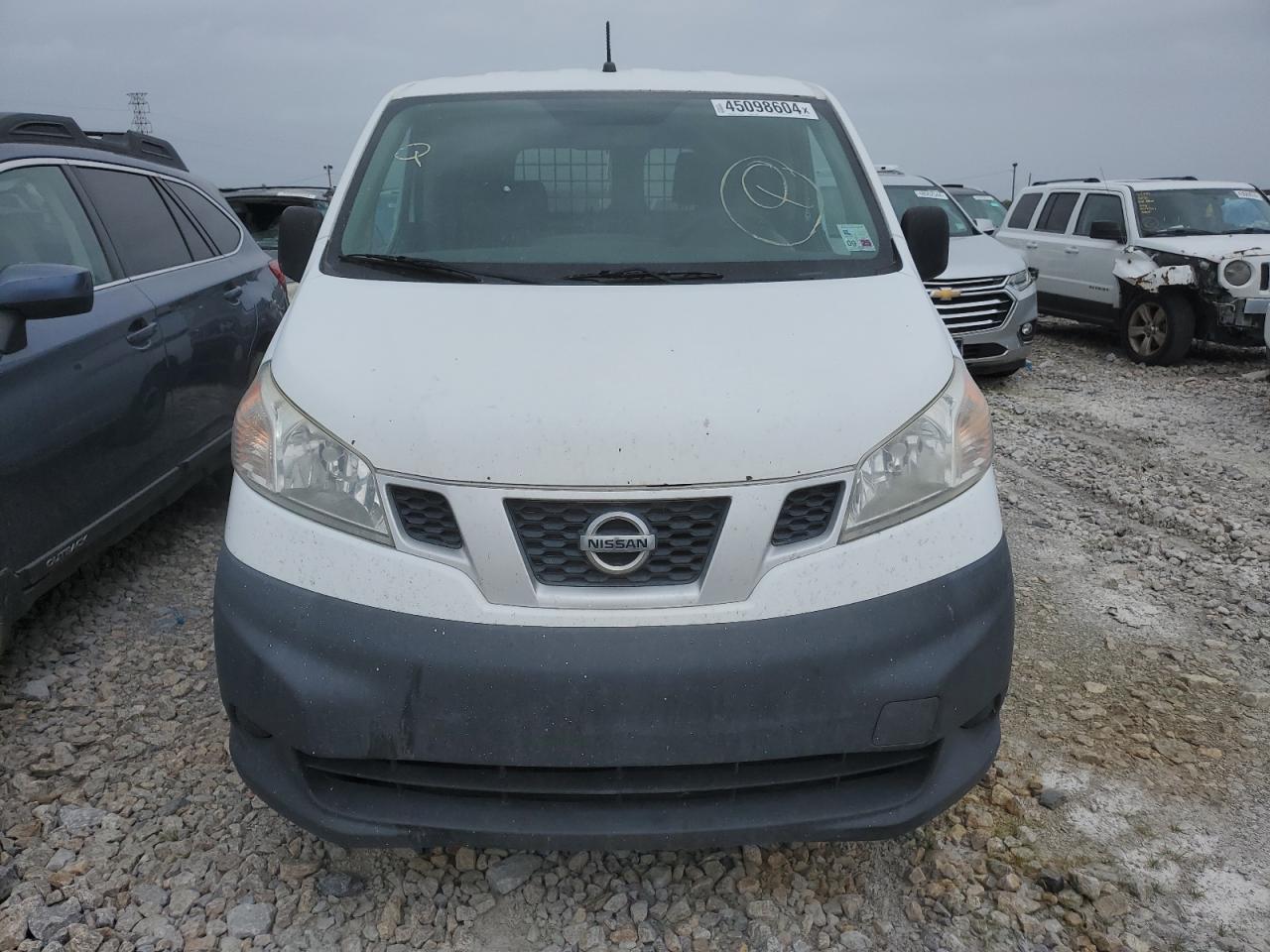 Photo 4 VIN: 3N6CM0KN9GK695766 - NISSAN NV 