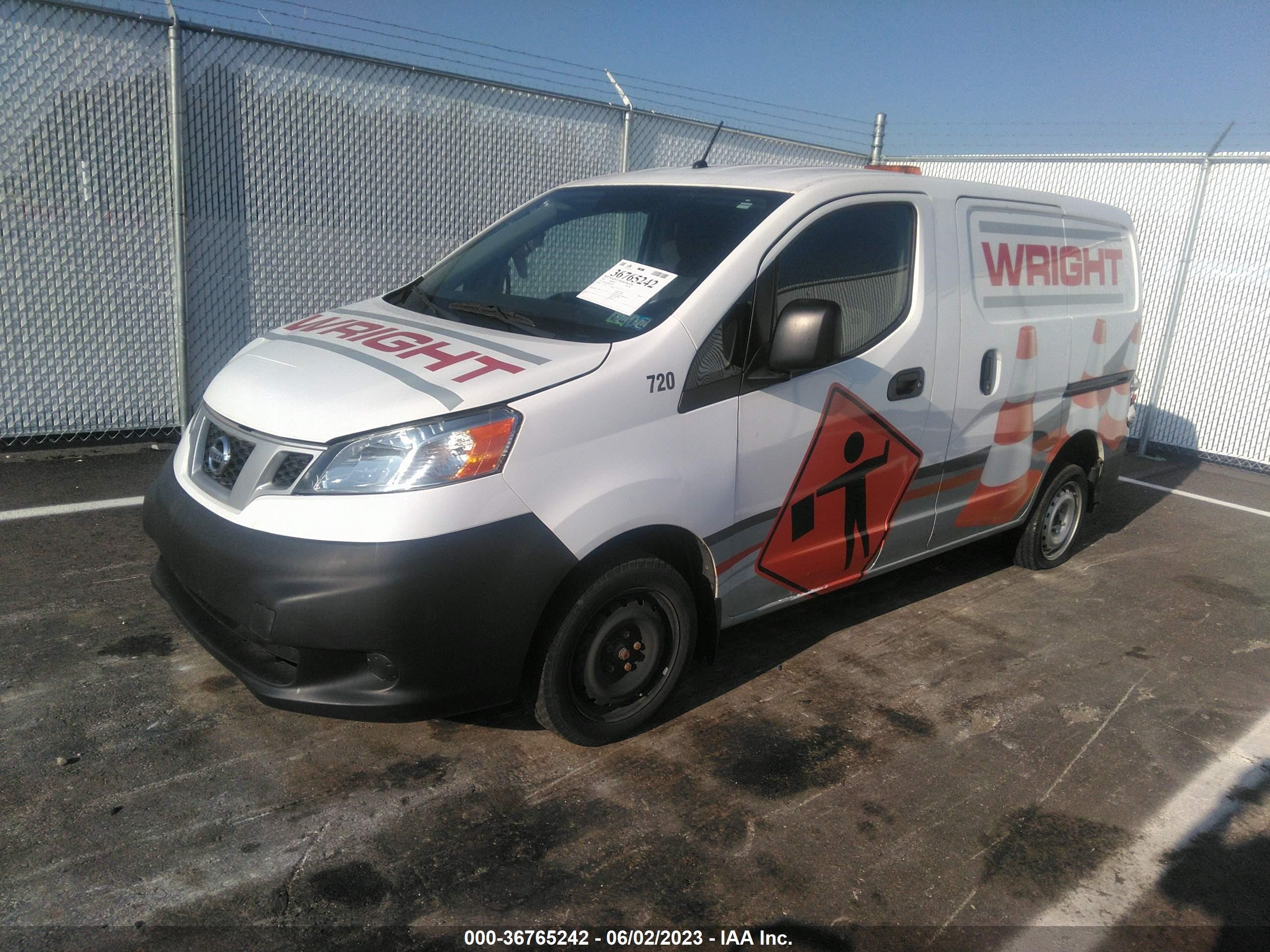 Photo 1 VIN: 3N6CM0KN9JK693734 - NISSAN NV200 