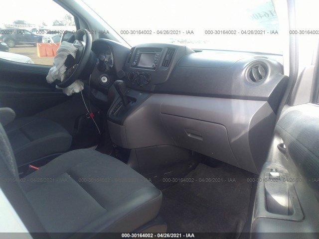 Photo 4 VIN: 3N6CM0KN9KK695324 - NISSAN NV200 COMPACT CARGO 