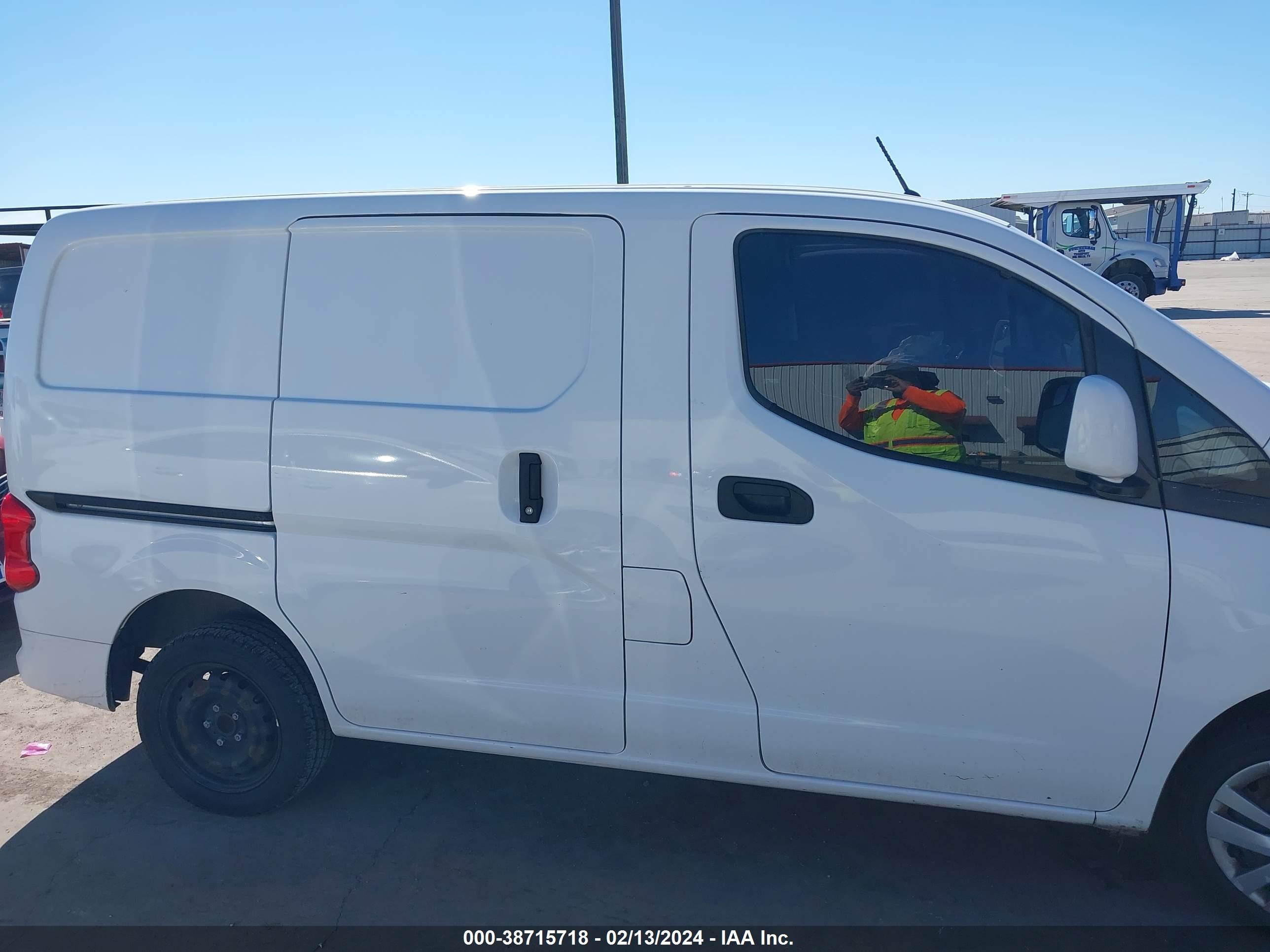 Photo 13 VIN: 3N6CM0KN9KK696540 - NISSAN NV200 