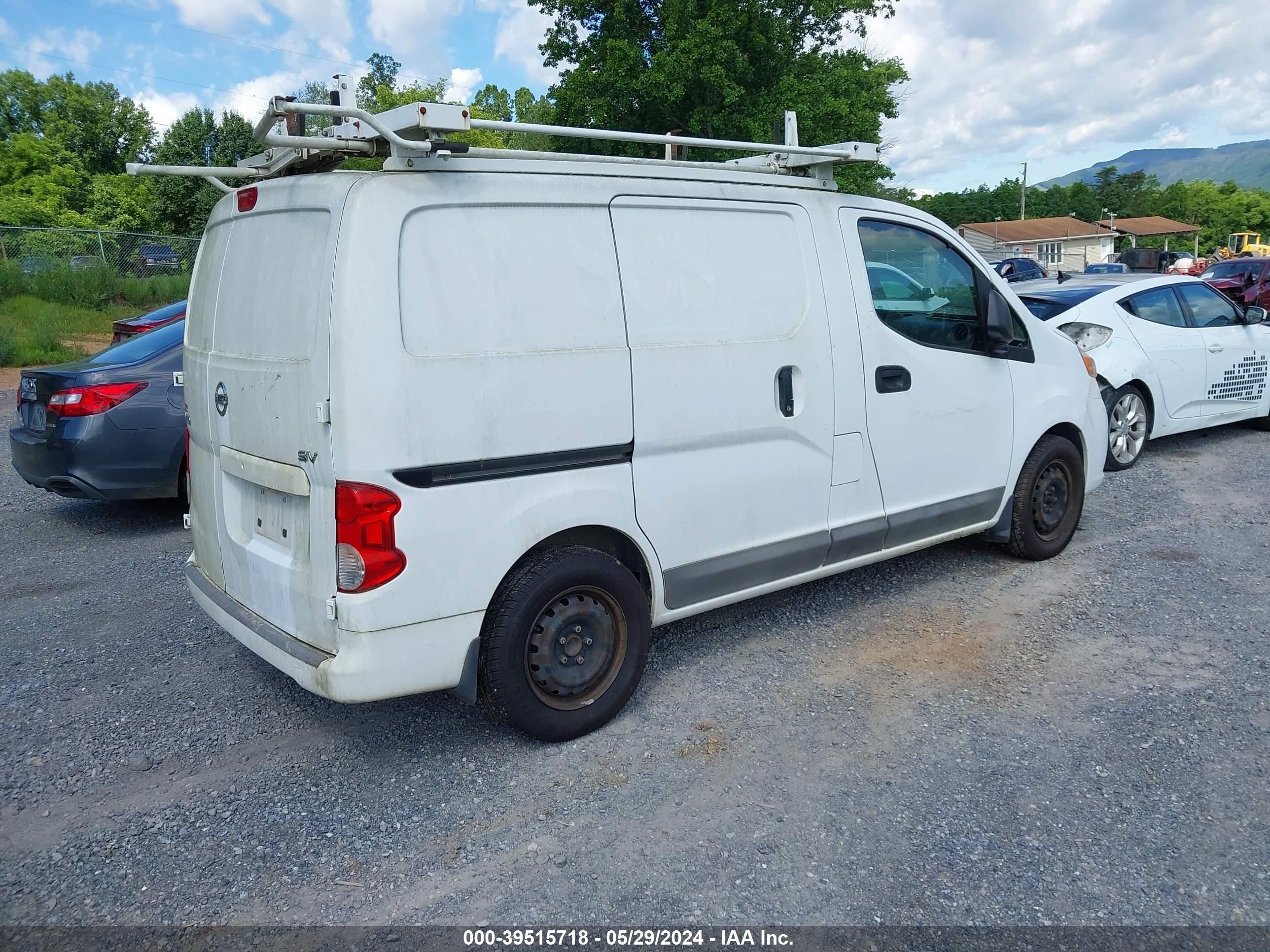 Photo 3 VIN: 3N6CM0KNXEK698429 - NISSAN NV200 