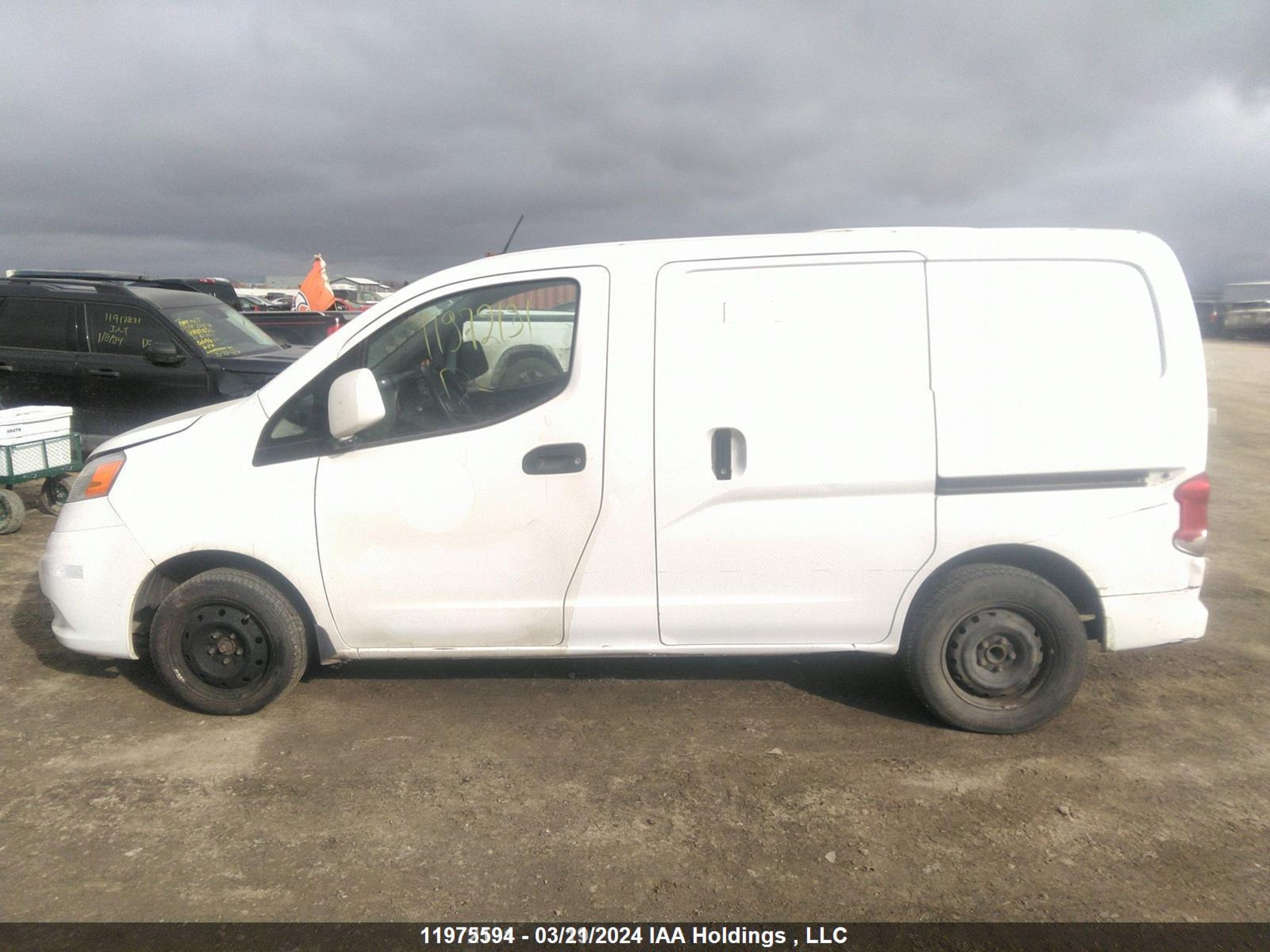 Photo 14 VIN: 3N6CM0KNXHK692151 - NISSAN NV200 