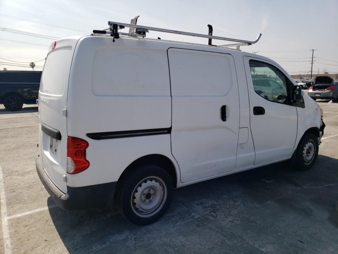 Photo 2 VIN: 3N6CM0KNXHK698533 - NISSAN NV 