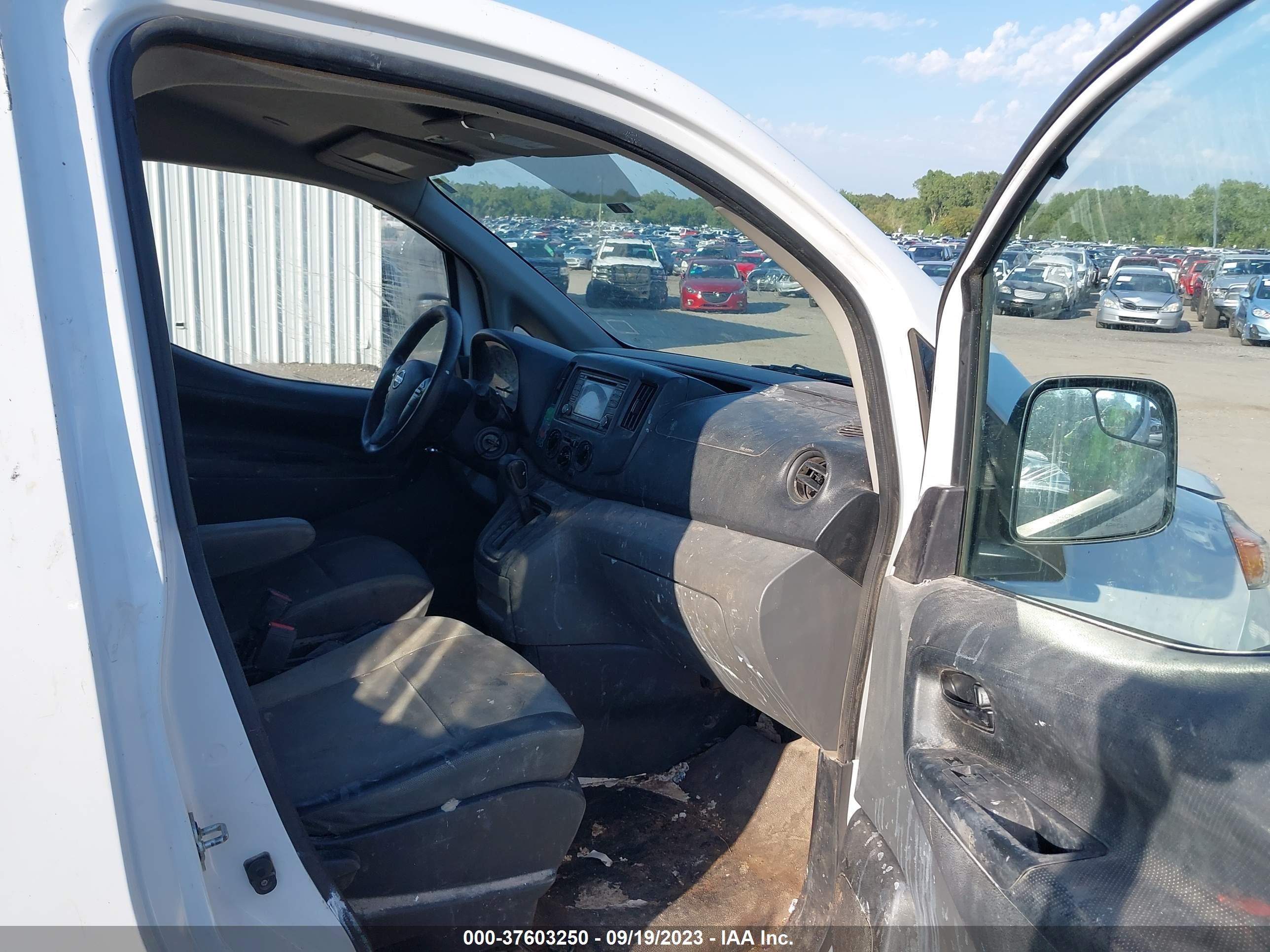 Photo 4 VIN: 3N6CM0KNXKK696272 - NISSAN NV200 