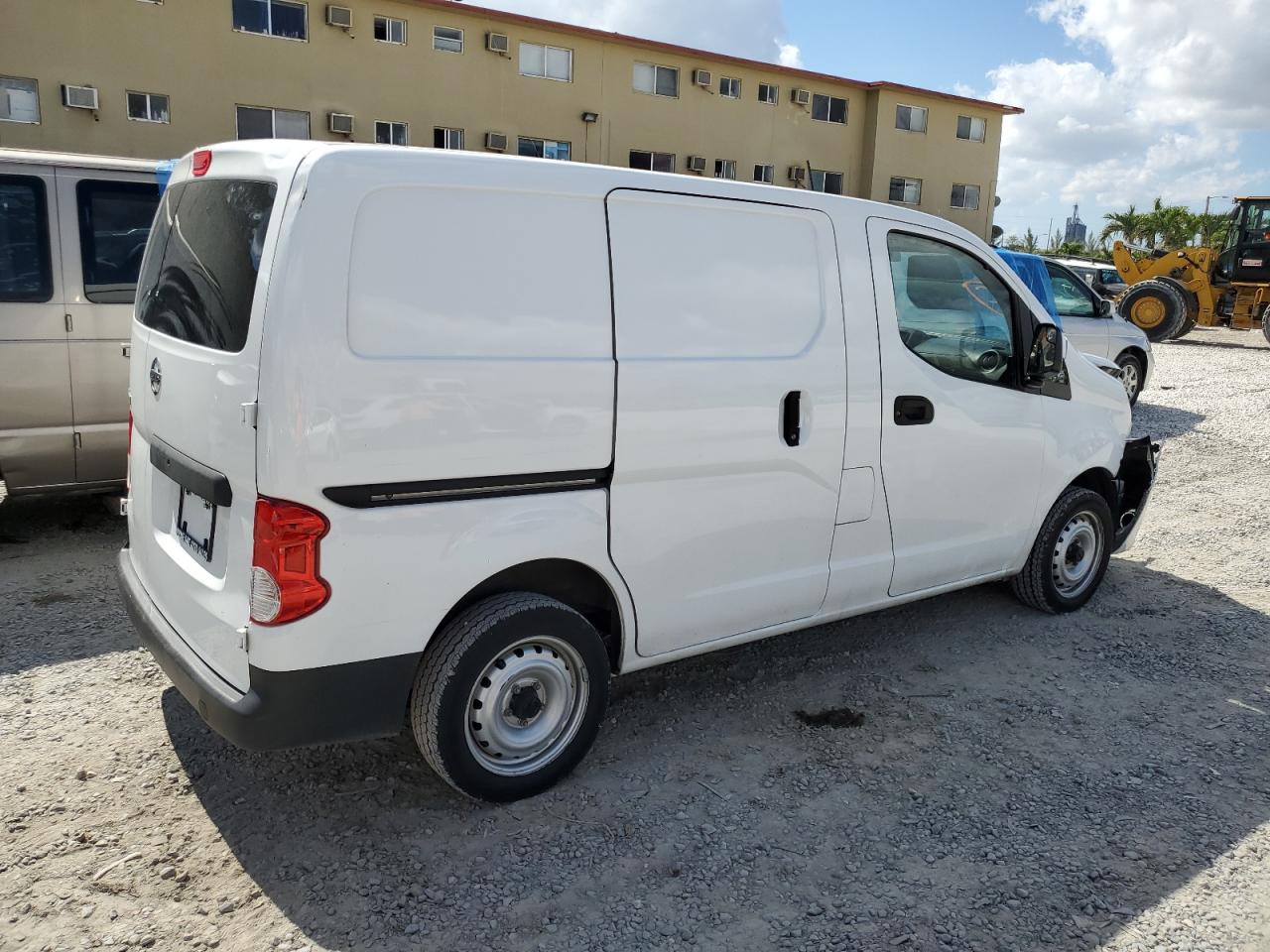 Photo 2 VIN: 3N6CM0KNXMK696307 - NISSAN NV 