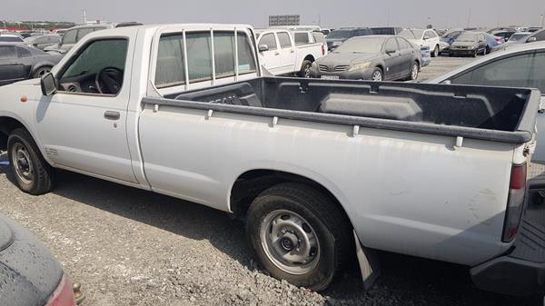 Photo 4 VIN: 3N6DD21X5FK049917 - NISSAN PICKUP 