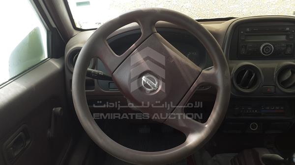 Photo 11 VIN: 3N6DD23S9EK045658 - NISSAN 2400 