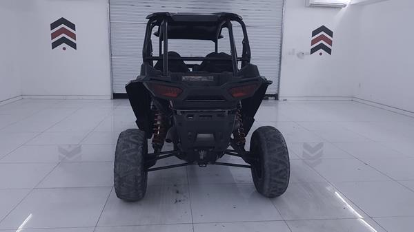 Photo 7 VIN: 3NSVFE921JF944543 - POLARIS RZR 1000CC 