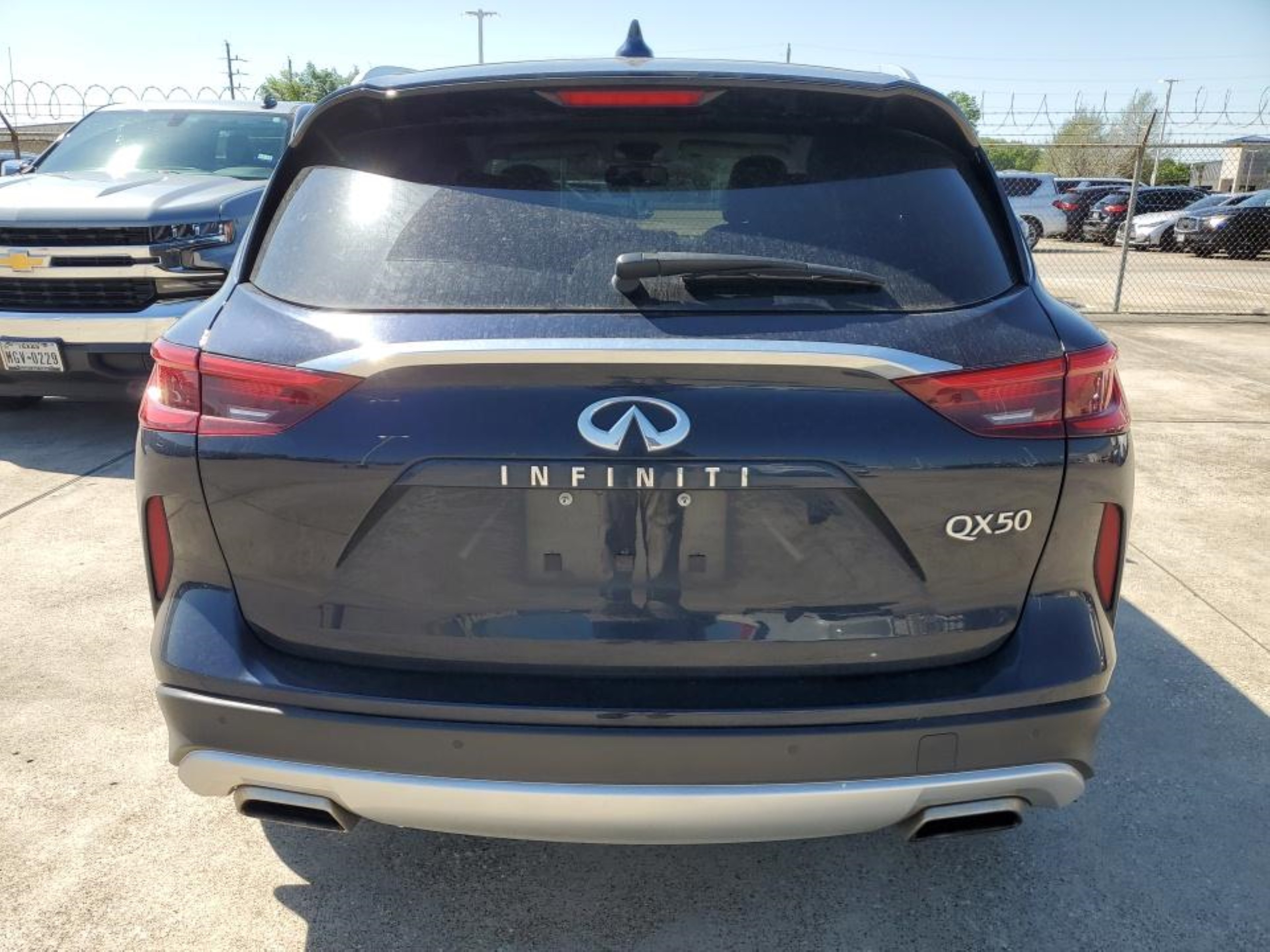 Photo 18 VIN: 3PCAJ5BA2MF106753 - INFINITI QX50 