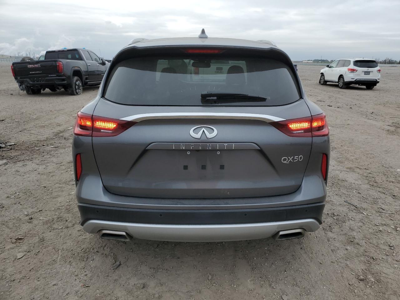 Photo 5 VIN: 3PCAJ5BA6NF105705 - INFINITI QX50 