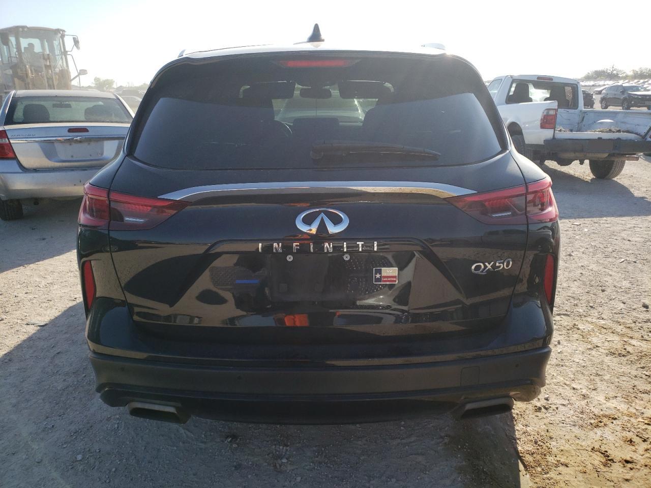 Photo 5 VIN: 3PCAJ5BA7MF111429 - INFINITI QX50 