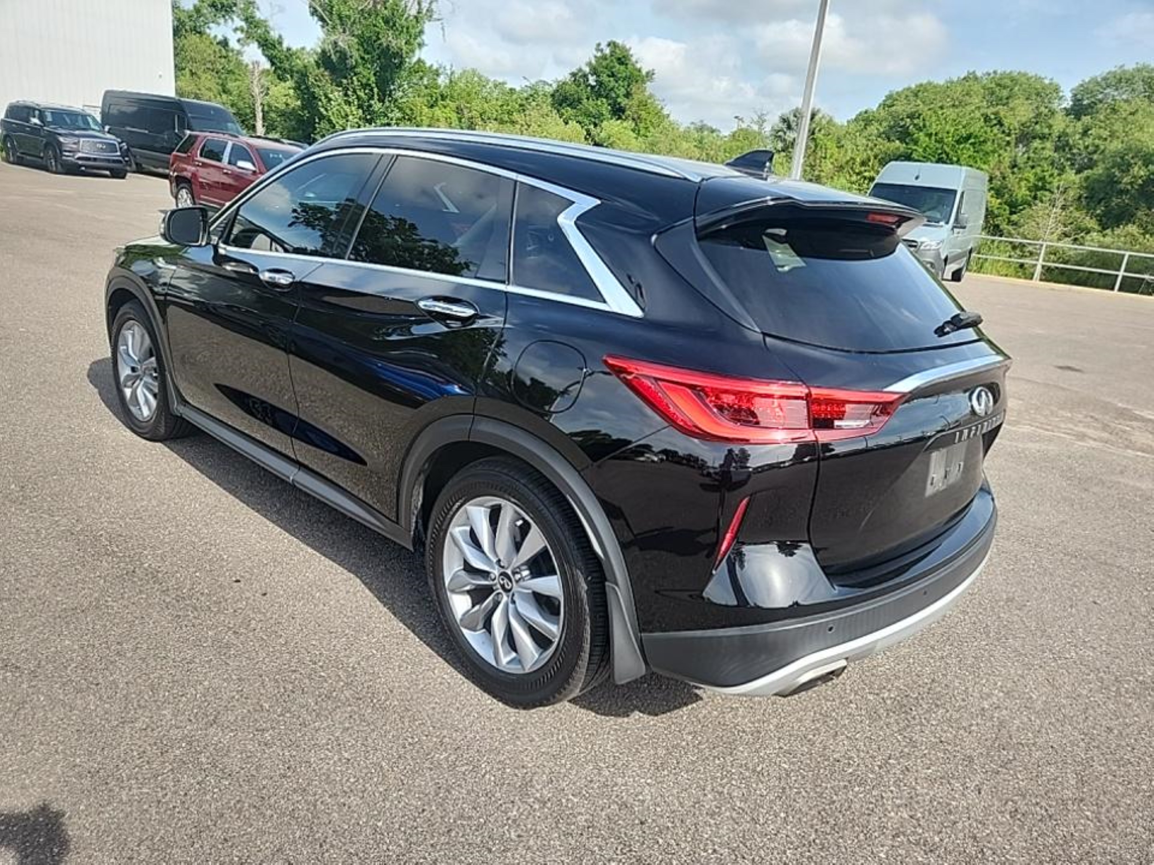 Photo 2 VIN: 3PCAJ5BA9MF104661 - INFINITI QX50 