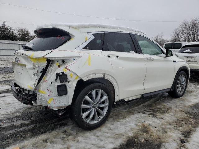 Photo 2 VIN: 3PCAJ5BB9MF105821 - INFINITI QX50 