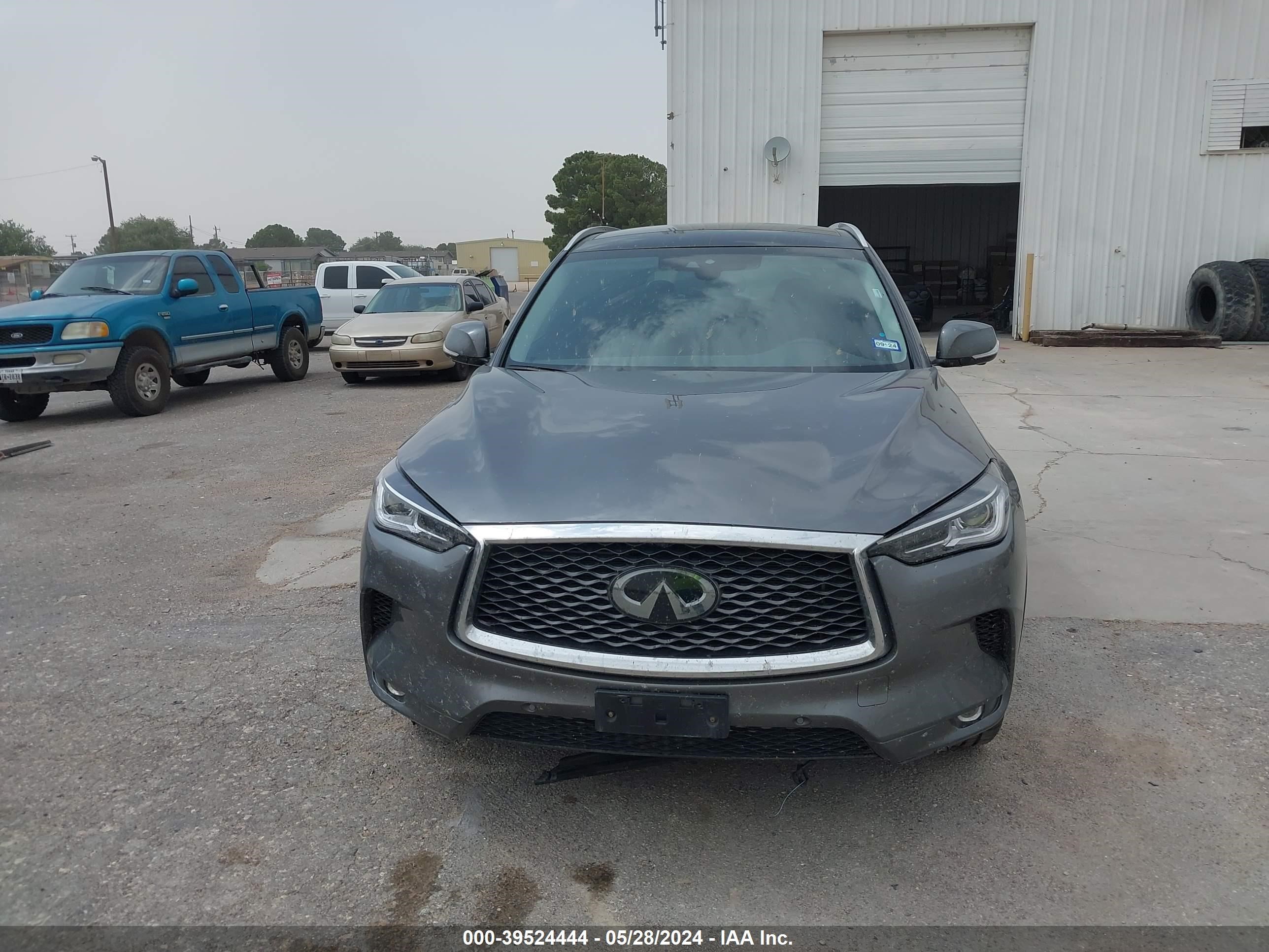 Photo 11 VIN: 3PCAJ5CA2NF121303 - INFINITI QX50 