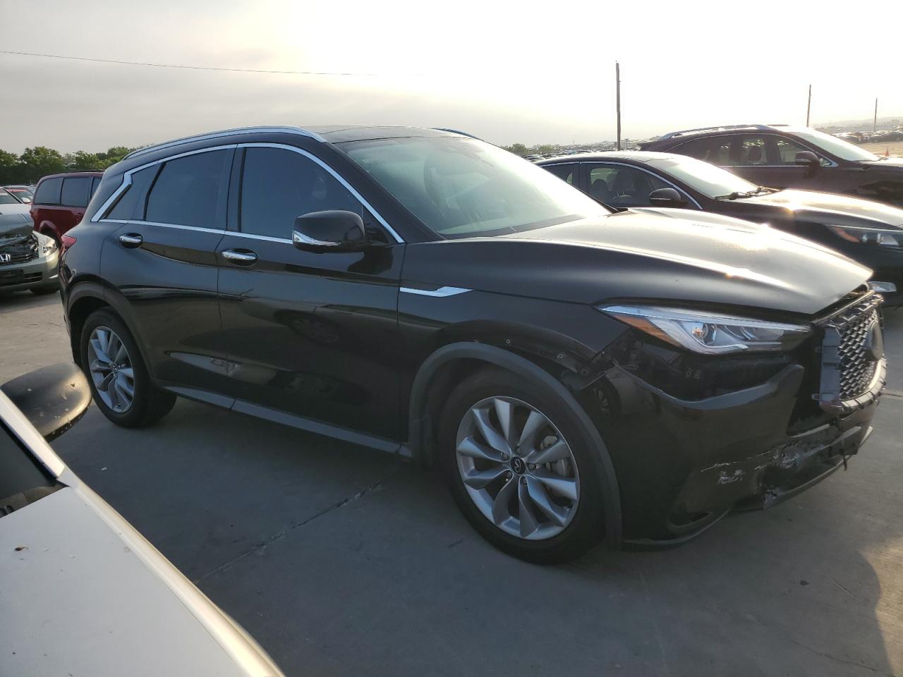 Photo 3 VIN: 3PCAJ5CA3MF105397 - INFINITI QX50 