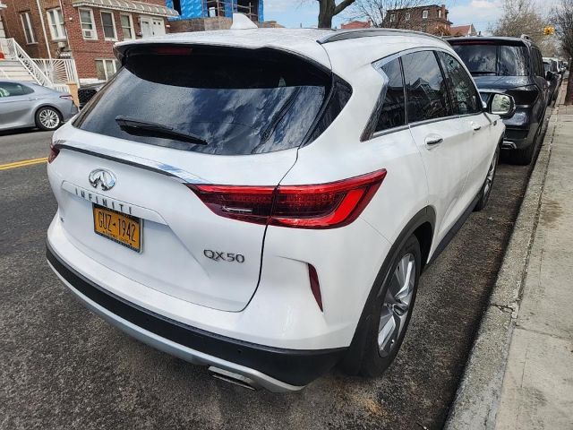 Photo 3 VIN: 3PCAJ5CBXMF102120 - INFINITI QX50 