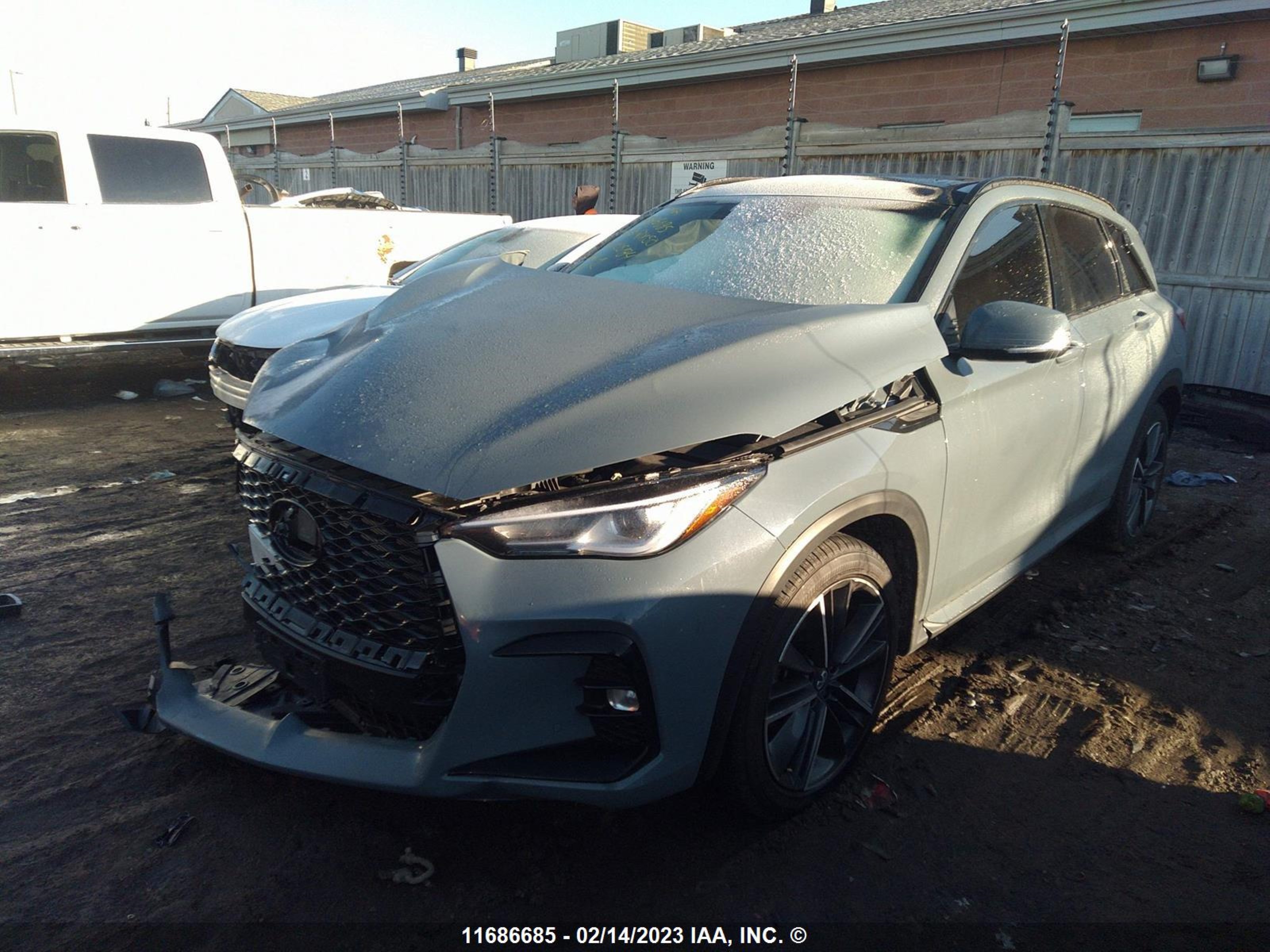 Photo 1 VIN: 3PCAJ5FB7PF105184 - INFINITI QX50 