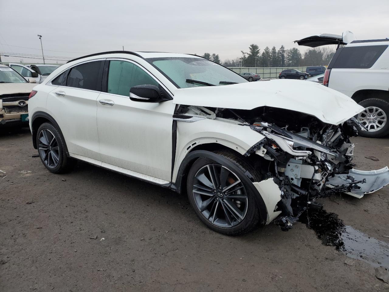 Photo 3 VIN: 3PCAJ5JR4PF108211 - INFINITI QX55 