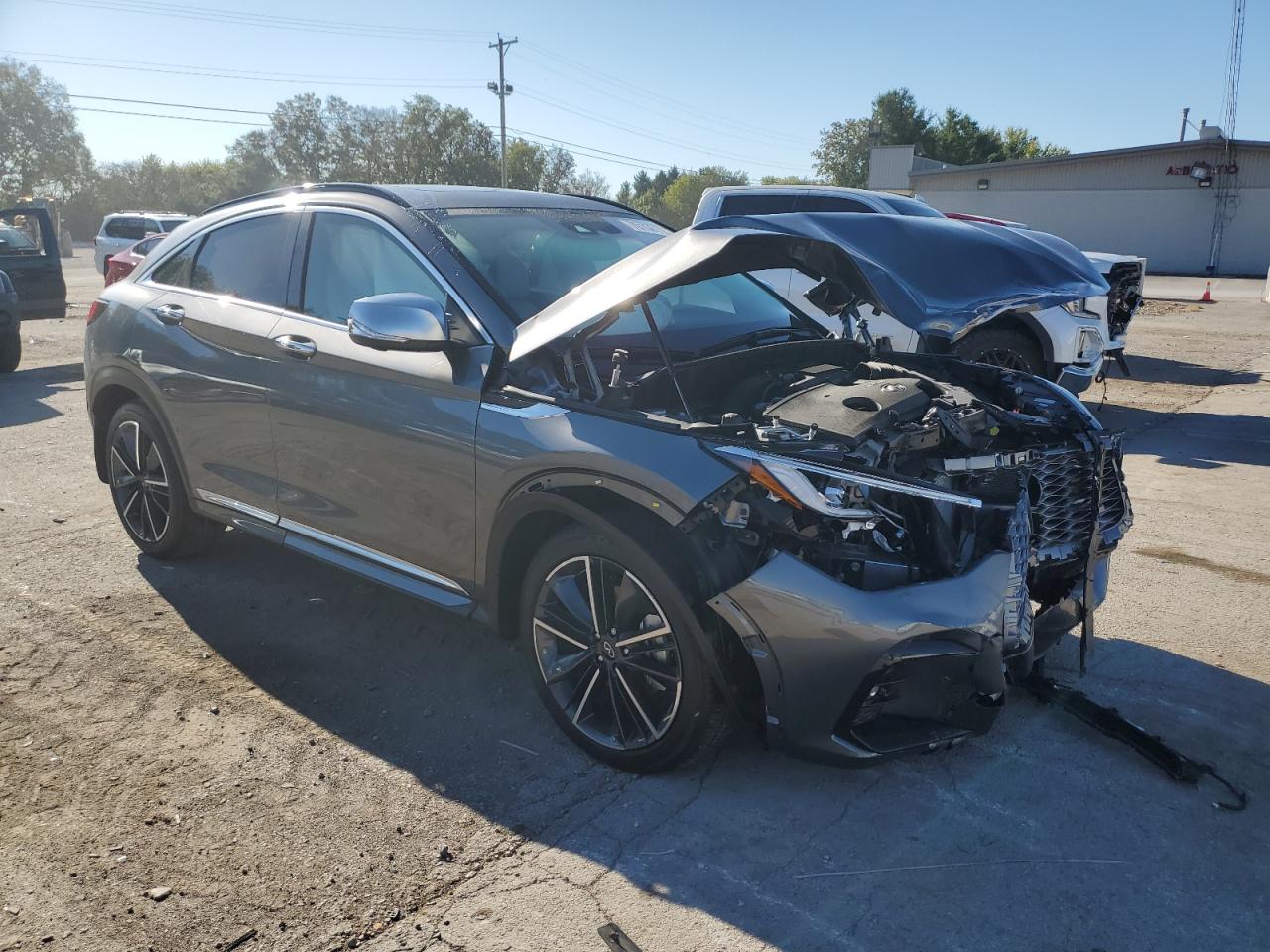 Photo 3 VIN: 3PCAJ5KR8PF114883 - INFINITI QX50 