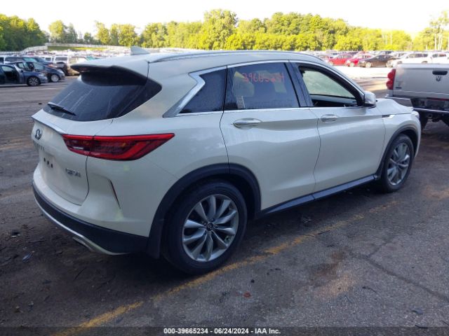 Photo 3 VIN: 3PCAJ5M13LF107406 - INFINITI QX50 