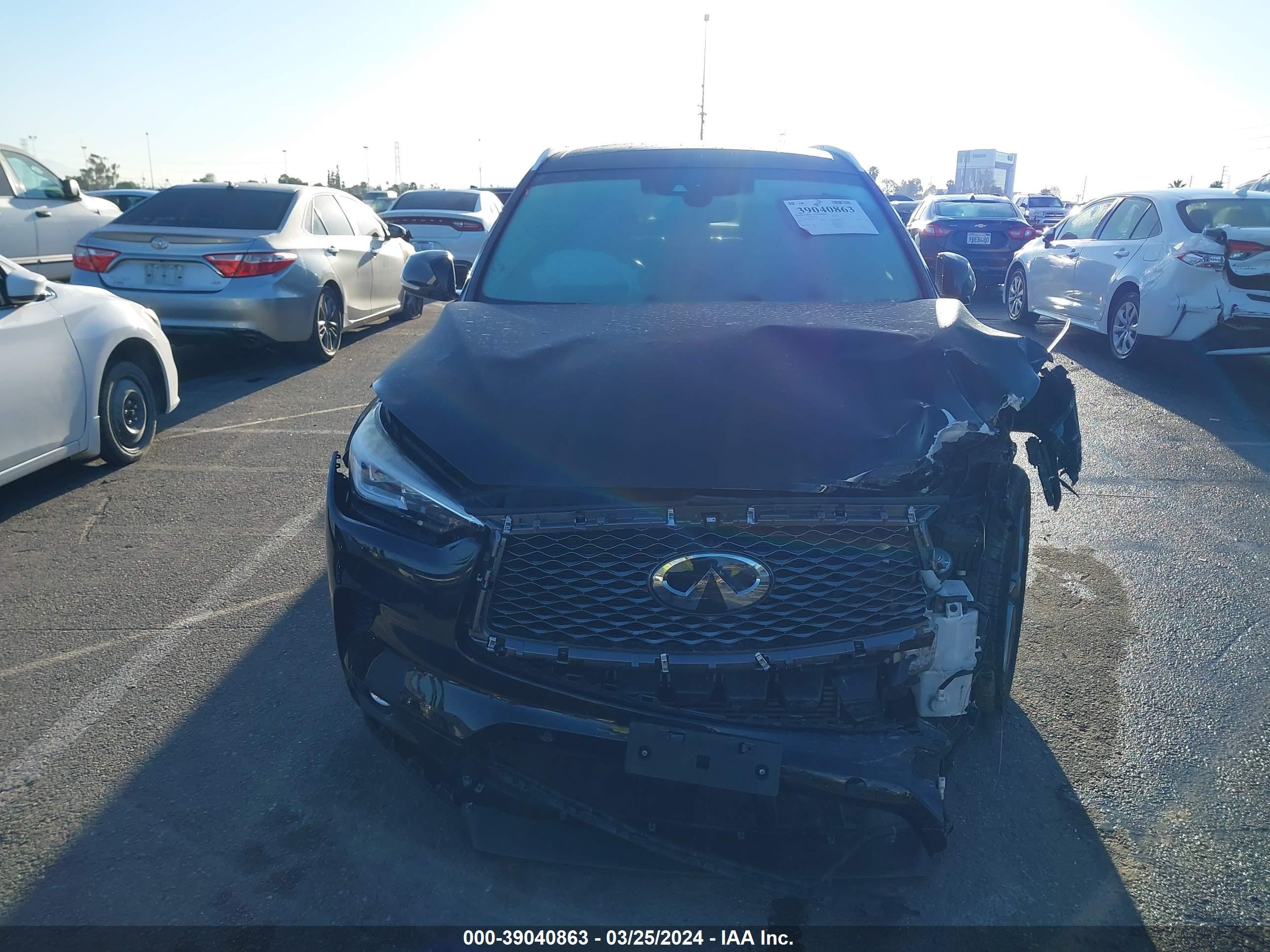 Photo 11 VIN: 3PCAJ5M16KF127275 - INFINITI QX50 