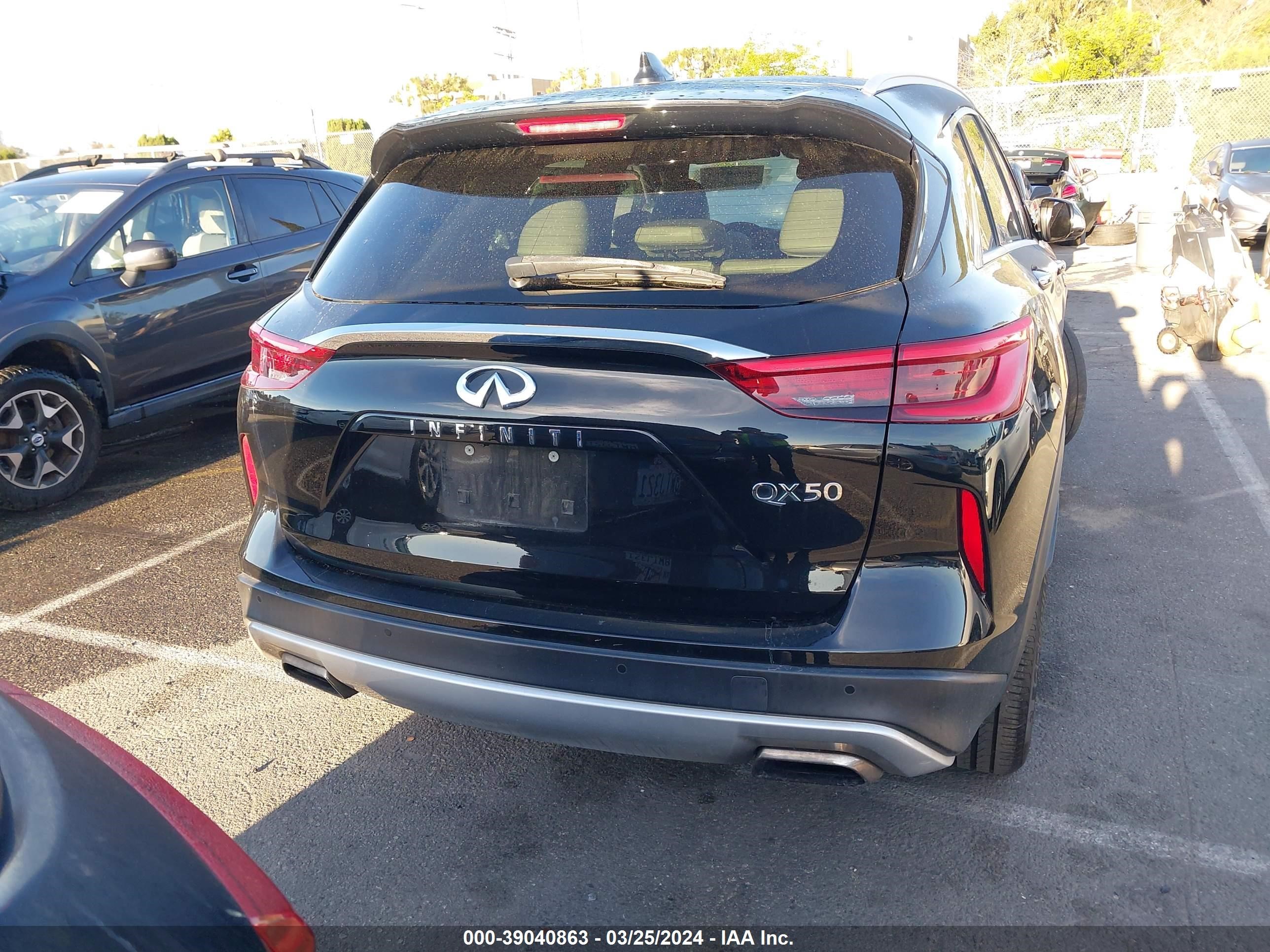 Photo 15 VIN: 3PCAJ5M16KF127275 - INFINITI QX50 